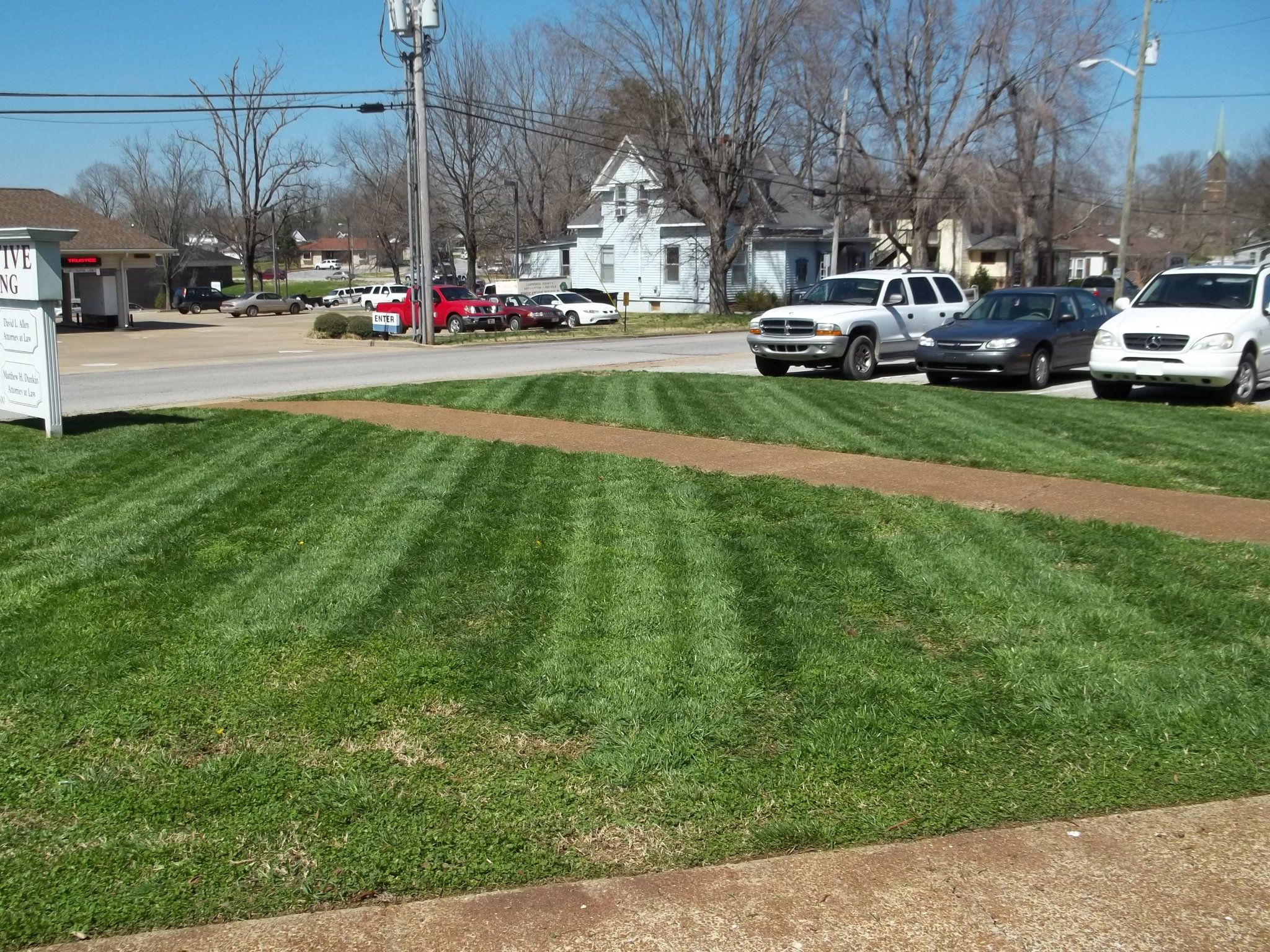  for Dustins Lawncare and Landscaping in Lawrenceburg, TN
