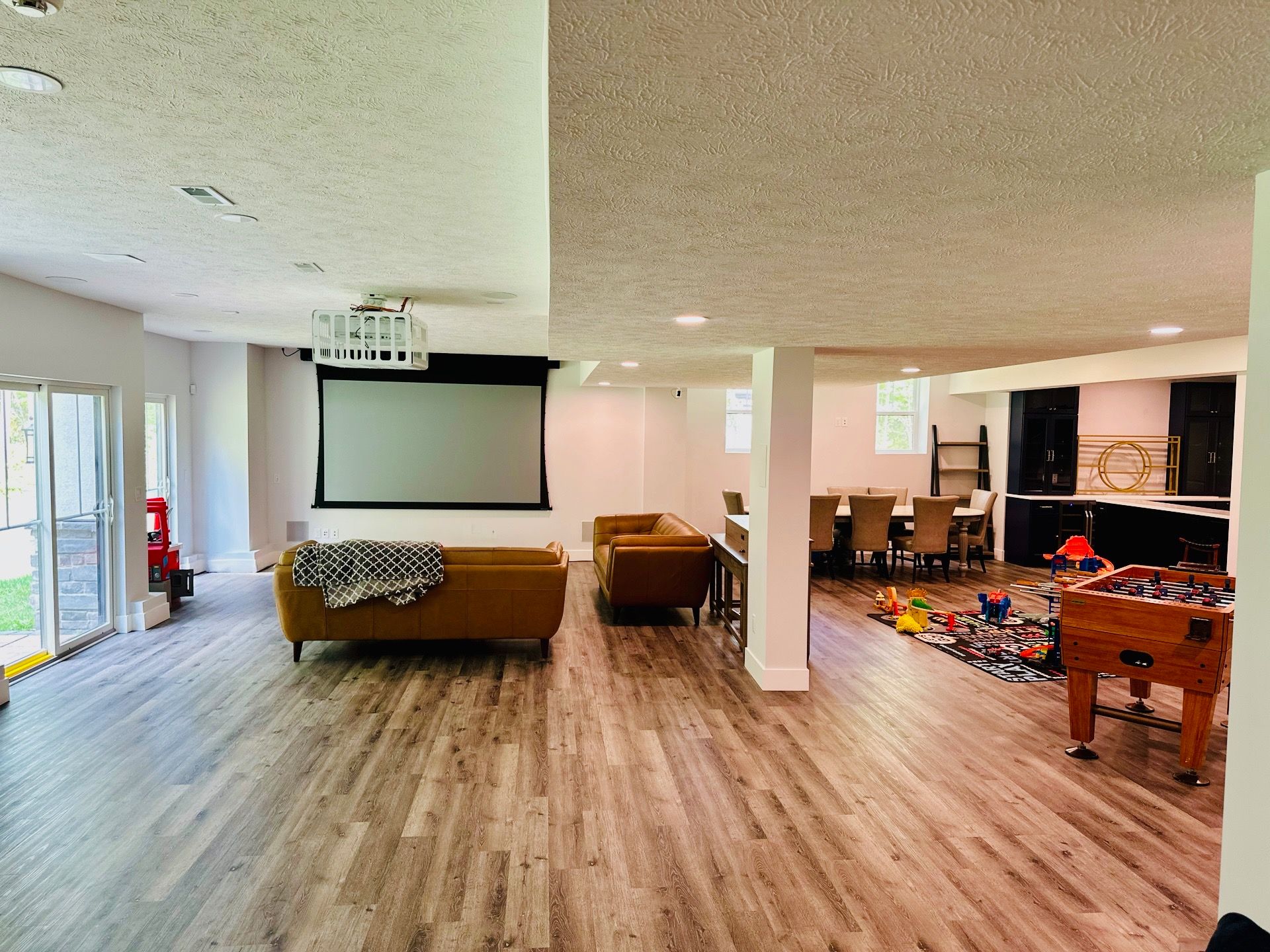  for Compass Contracting LLC in Mentor, OH