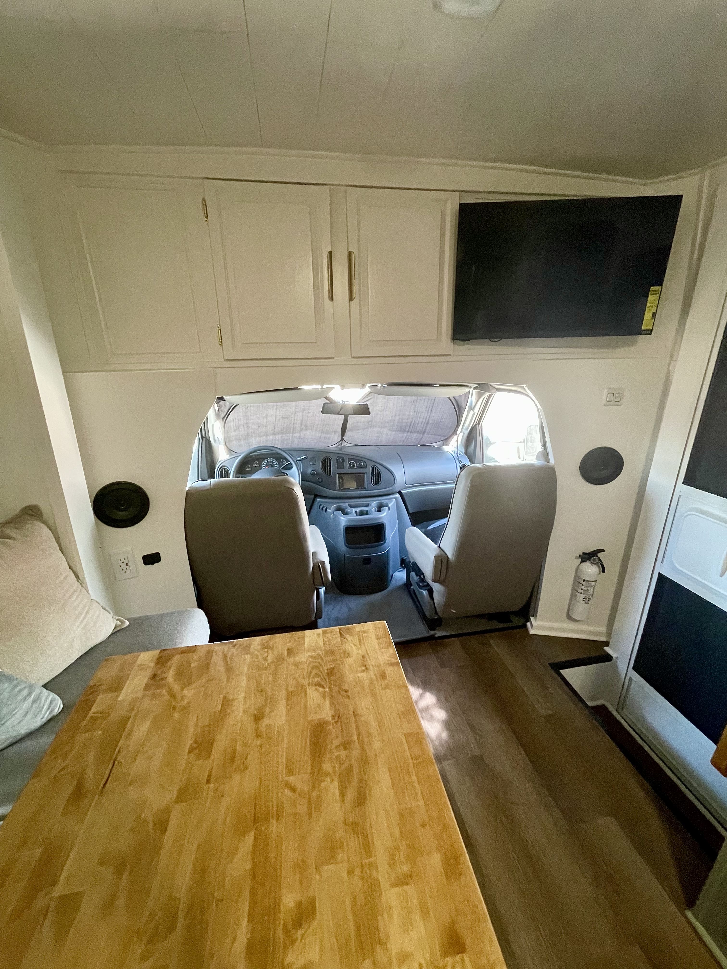 2003 Forest River Lexington Class B+ for Mauka to Makai RV Renovations in Los Angeles, CA