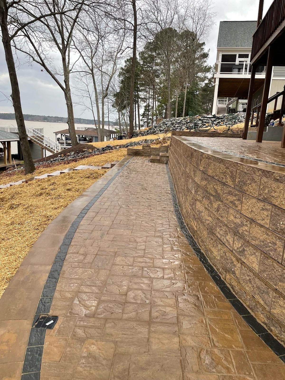 Tree Removal for Rosales Landscaping LLC in Lake Gaston, North Carolina