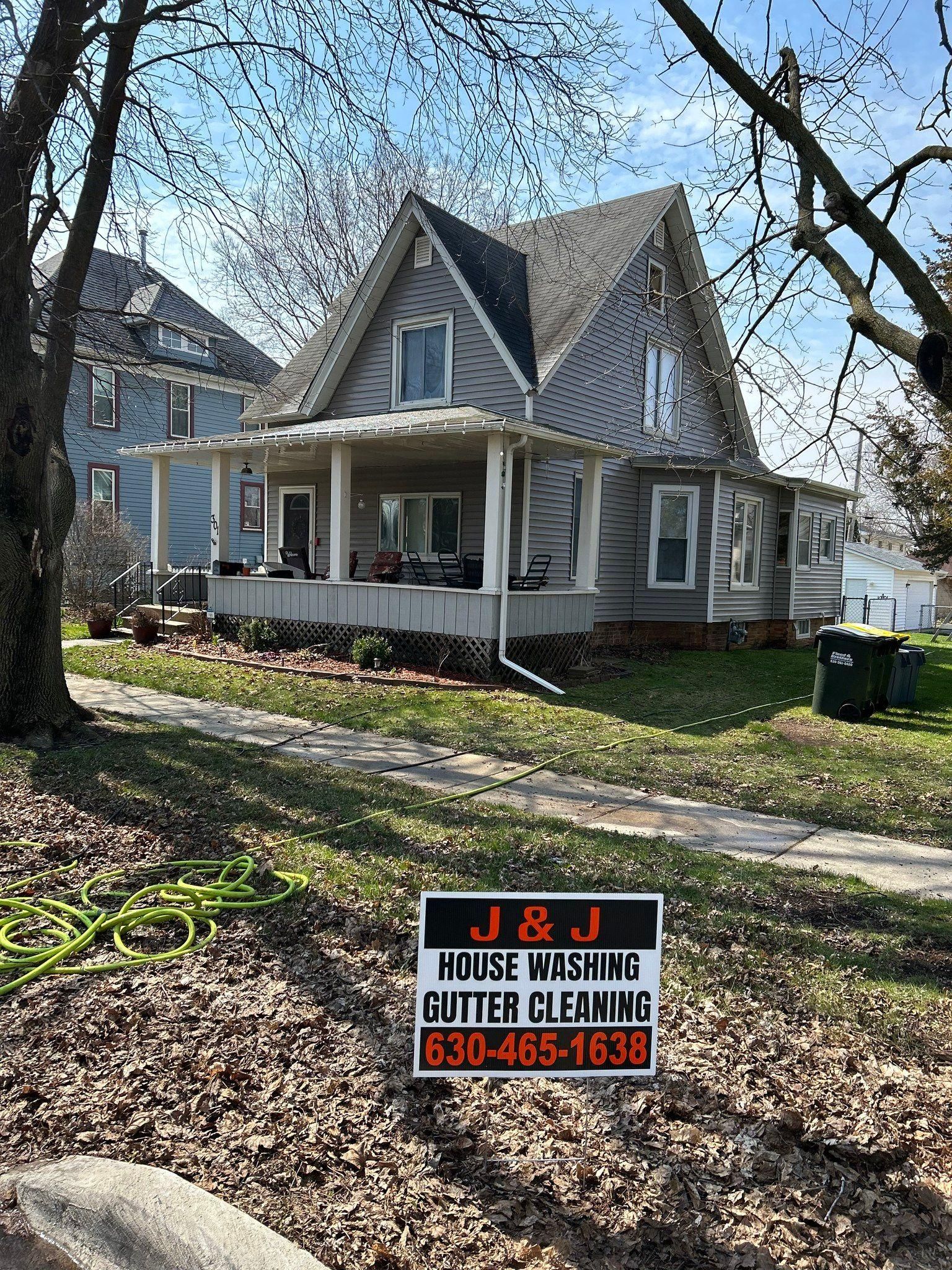 Home Softwash for J&J Power Washing and Gutter Cleaning in Sycamore, IL