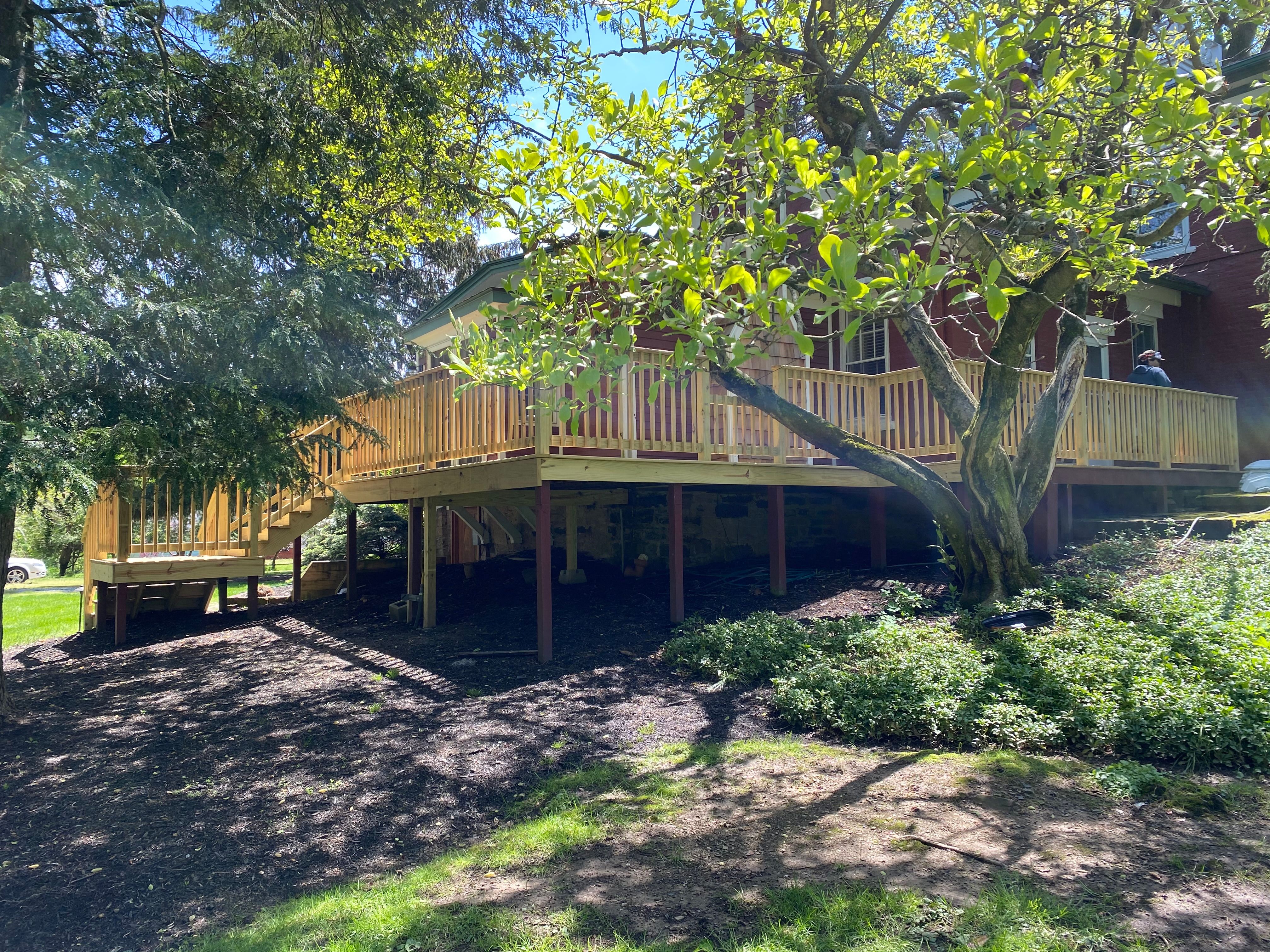 Deck staining for Premium Finish LLC in Medina, OH
