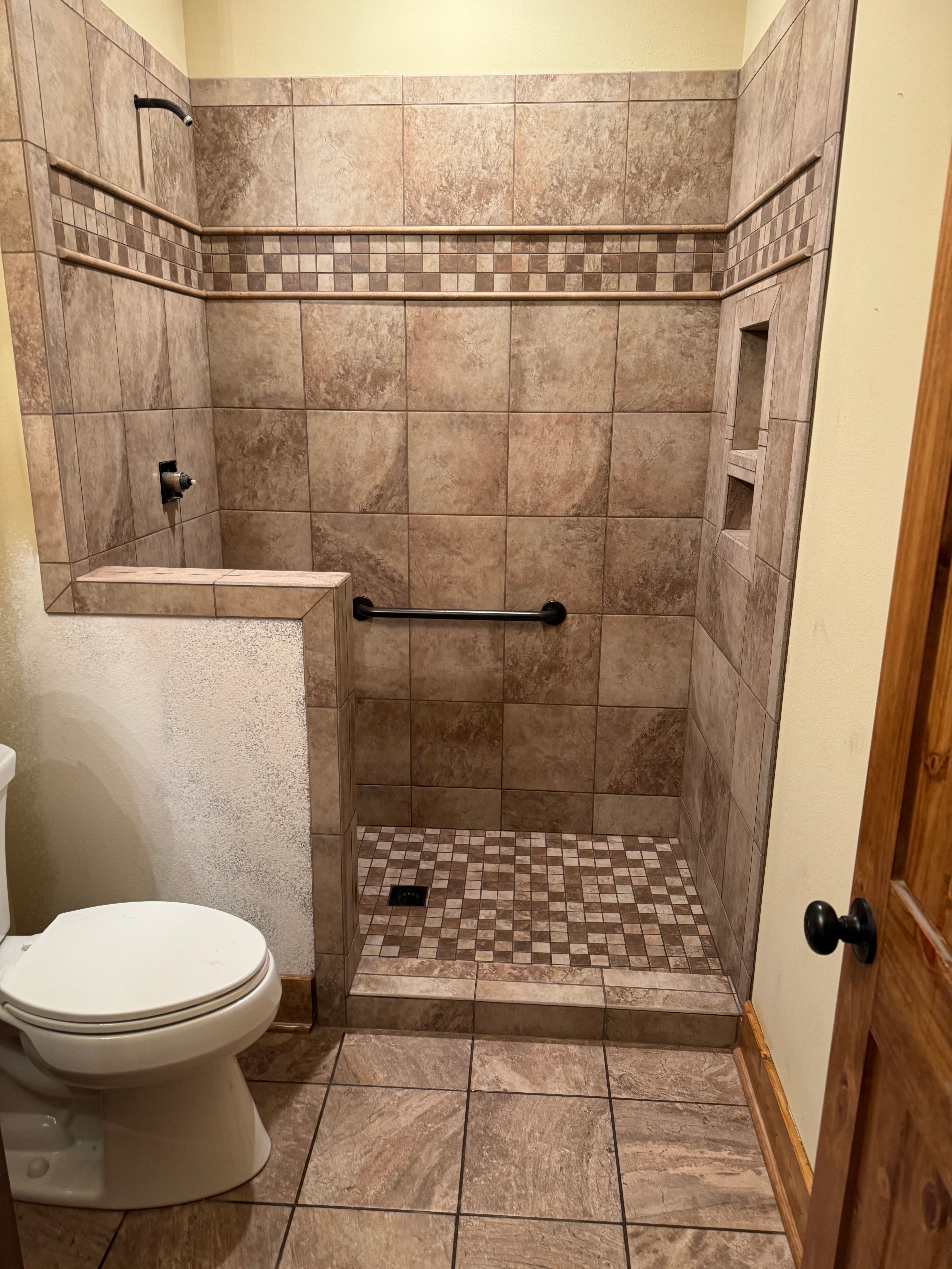  for Cartecay River Flooring/ Tile showers  in Ellijay, GA