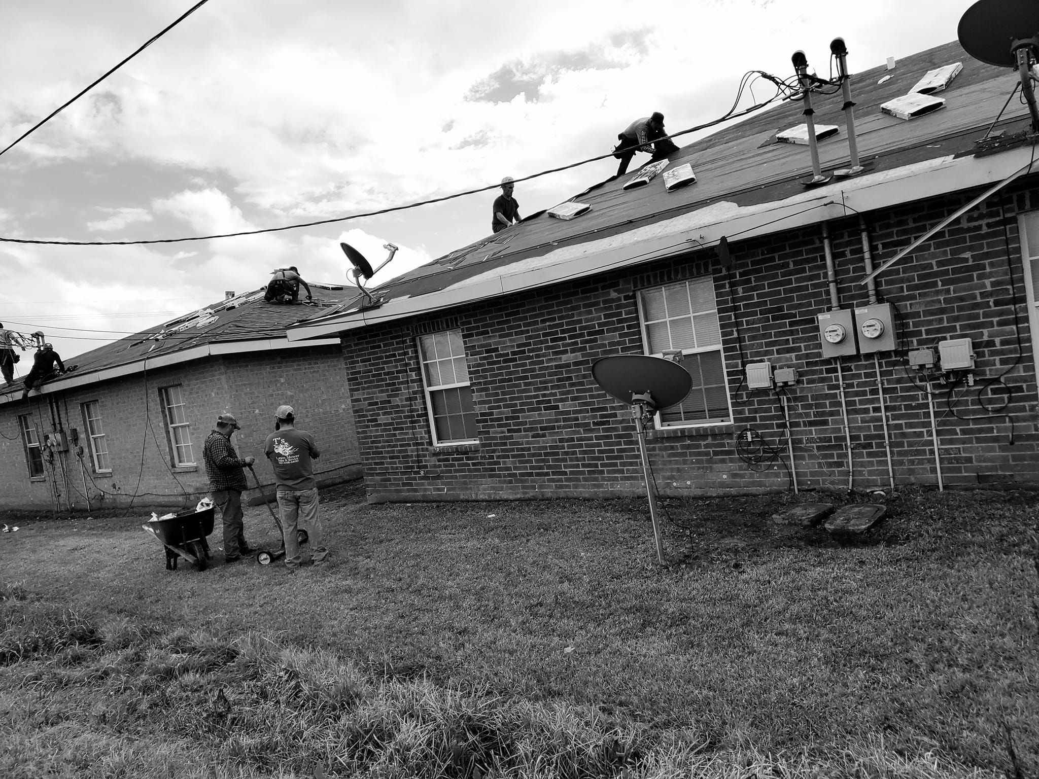 Roofing Installation for Noyo's Roofing and Improvements LLC in Opelousas, LA