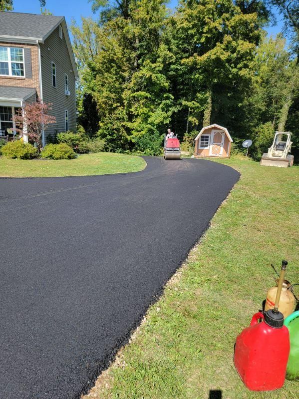  for Smith's Paving and Sealcoating in Rushville, IN