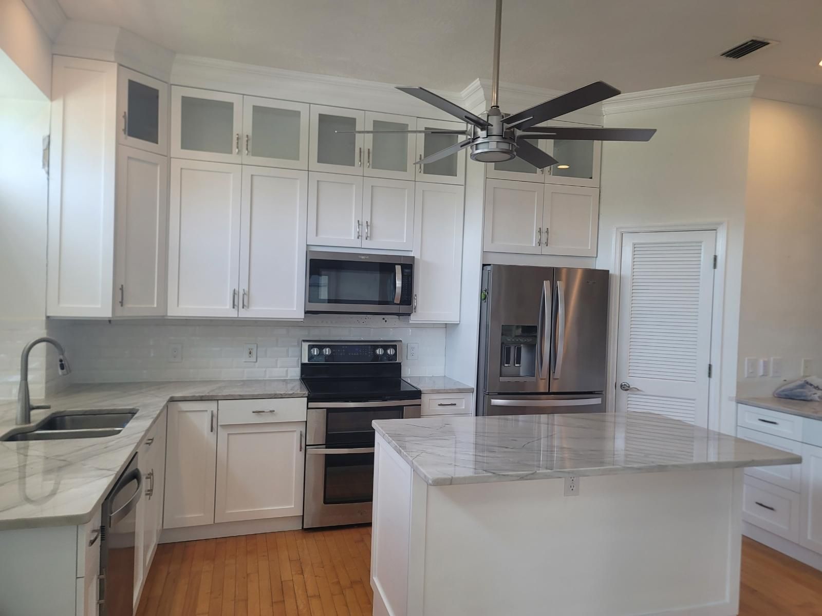  for Prestigious Custom Cabinets in Lindenhurst,  NY