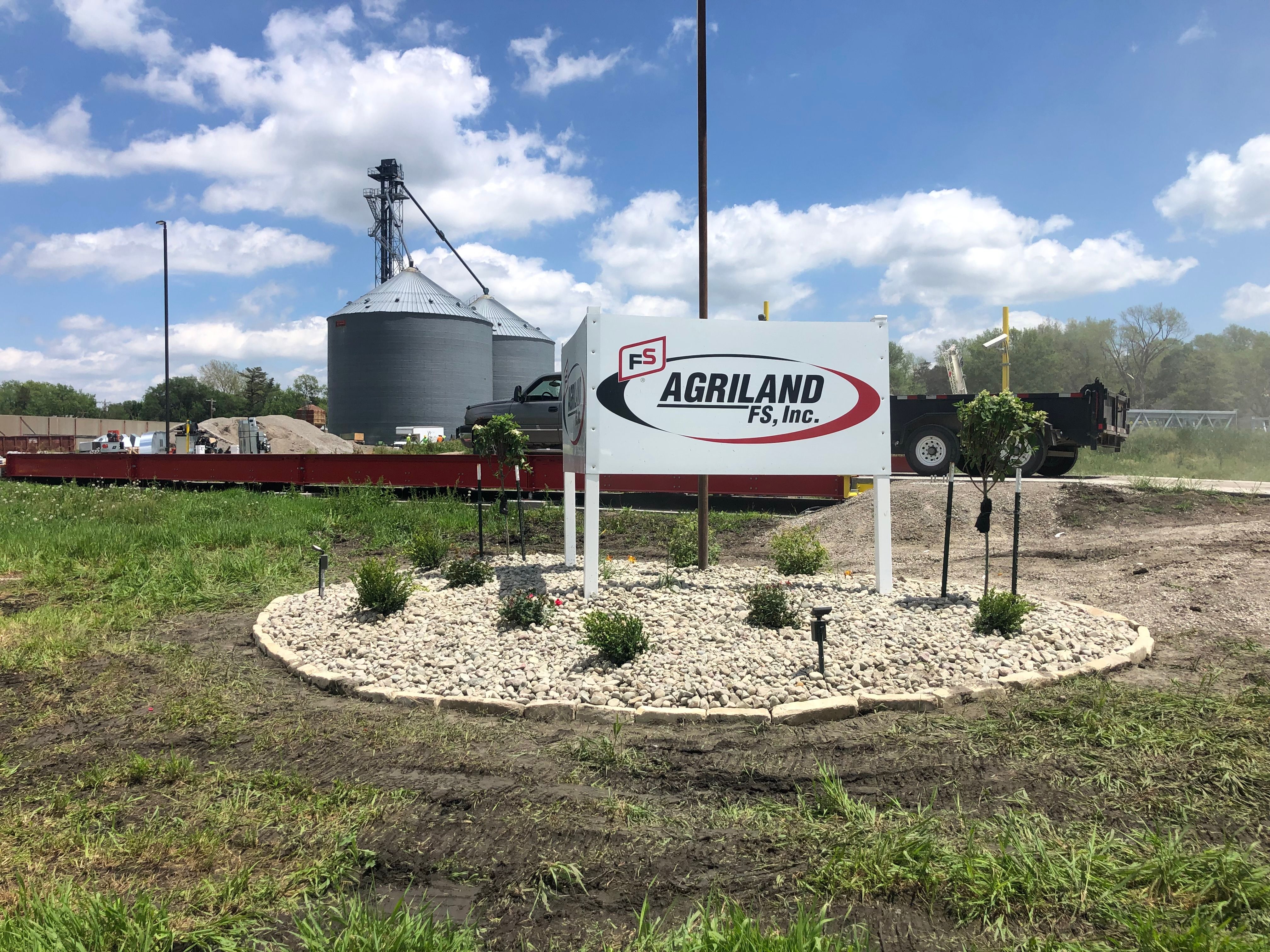  for Thomas' Lawn Care in Maryville, MO