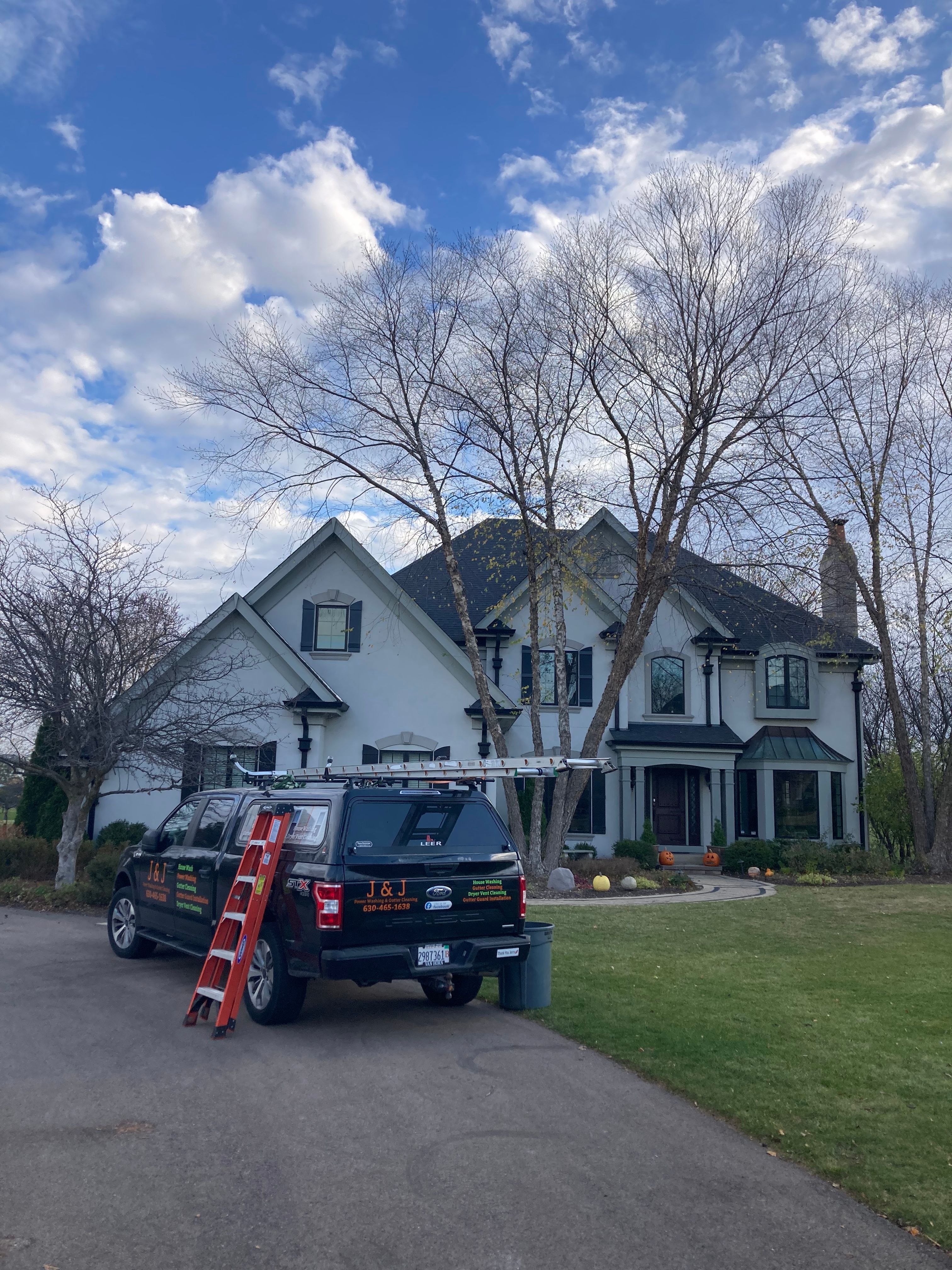 Home Softwash for J&J Power Washing and Gutter Cleaning in Sycamore, IL