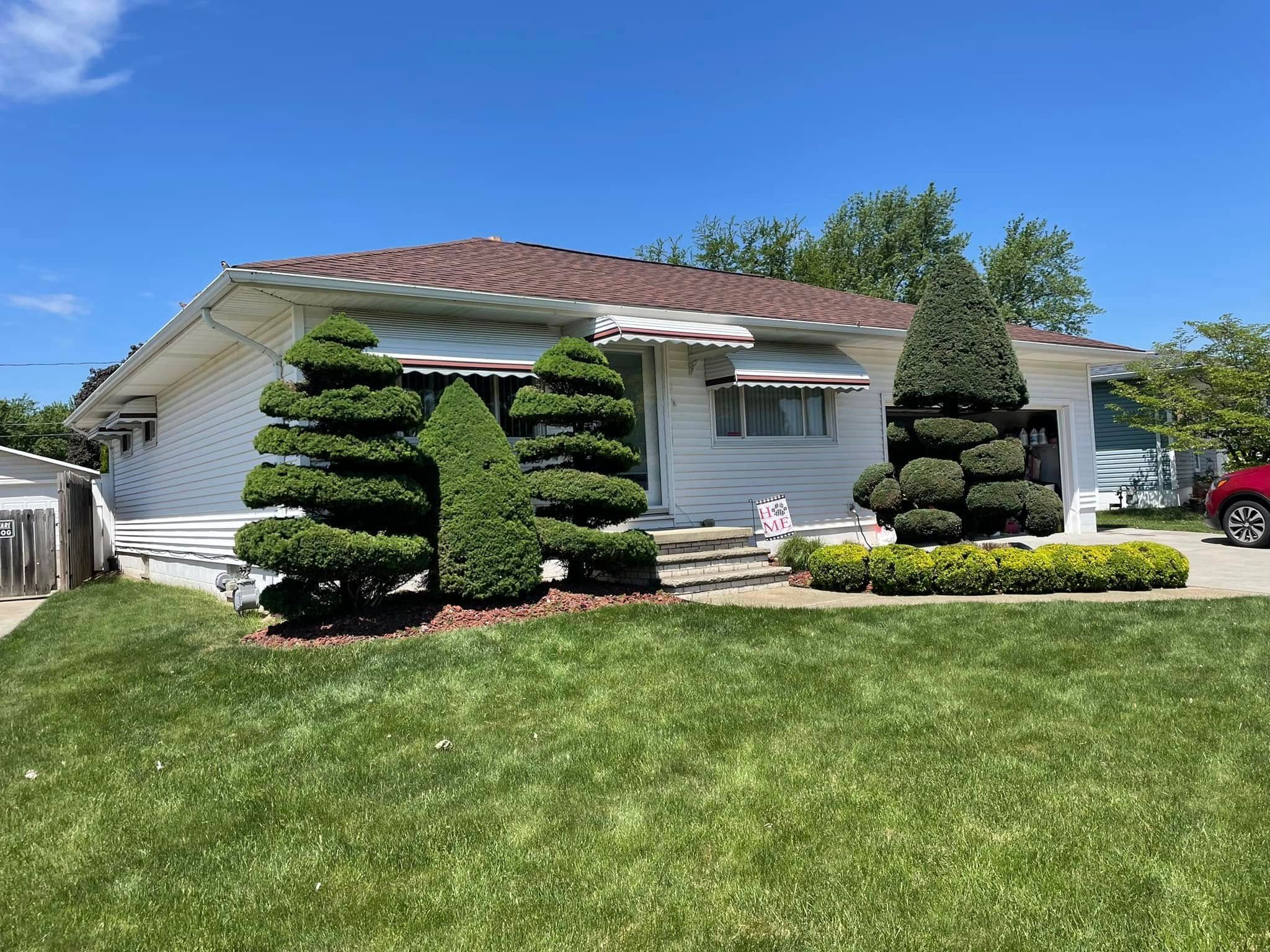  for Reynoso’s Fencing & Lawn Care in Painesville, OH