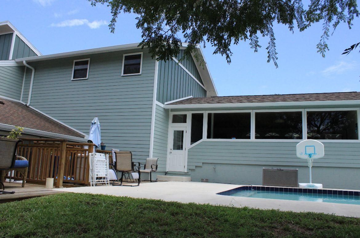  for United Exteriors INC in St. Petersburg, FL