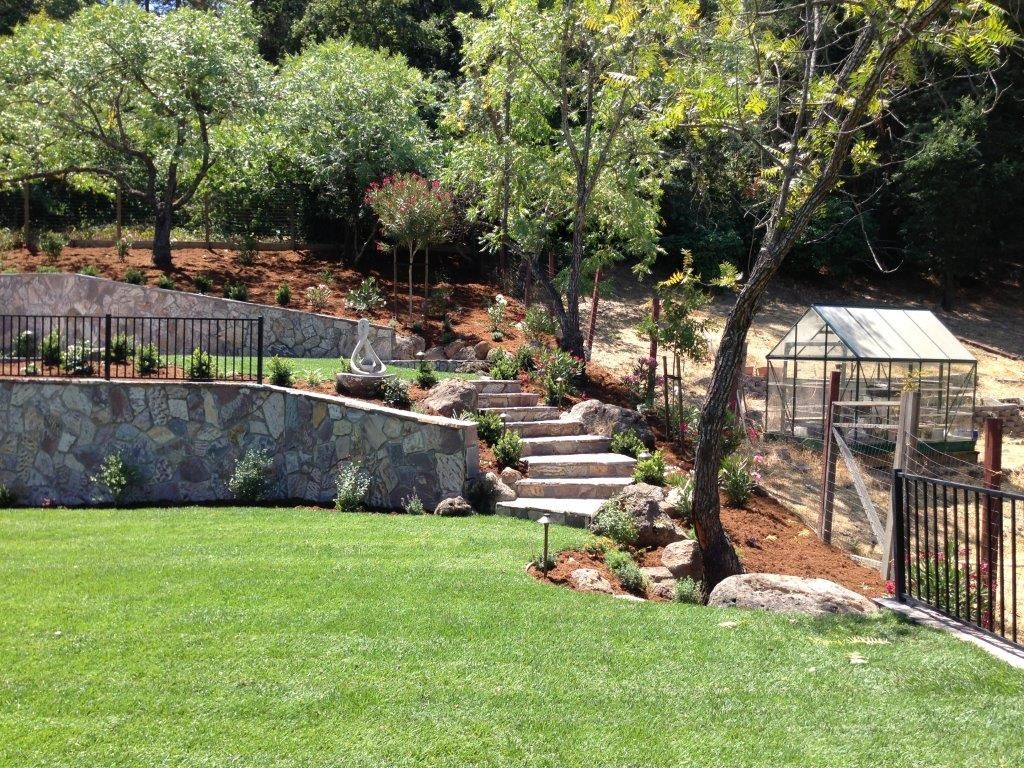 Retaining Walls for LEBEC, Inc in Brentwood, CA