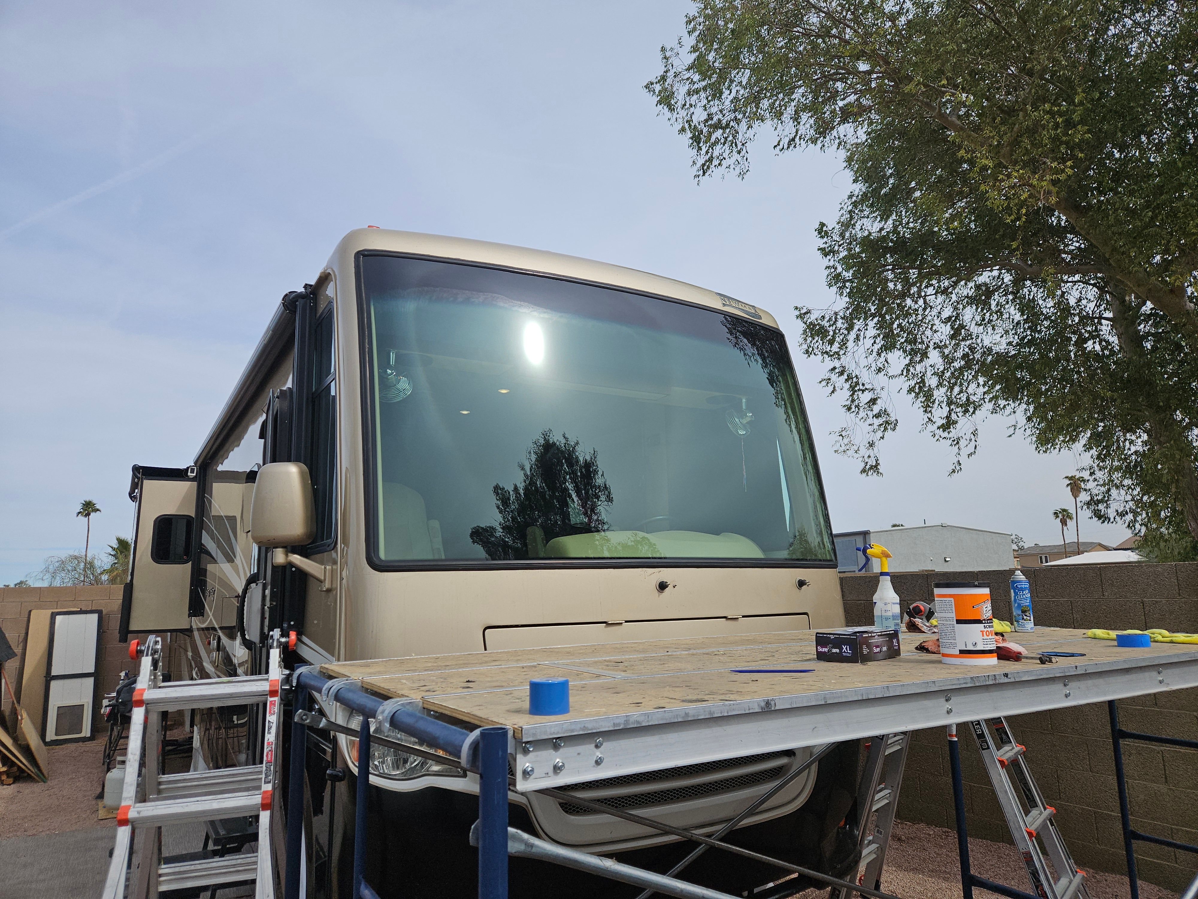  for Cals auto glass llc in Phoenix, AZ