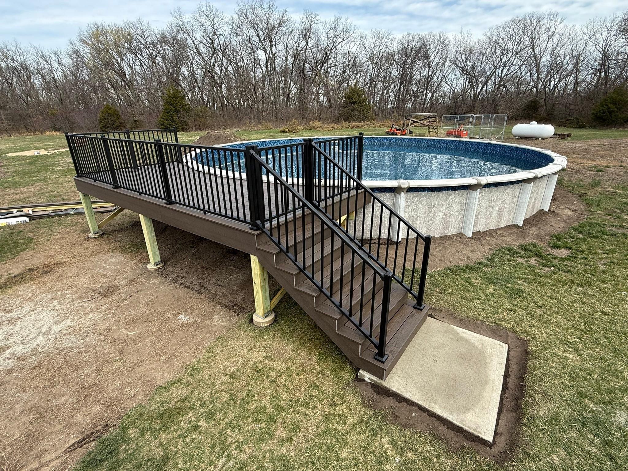  for Done Right Decking in Leavenworth, KS