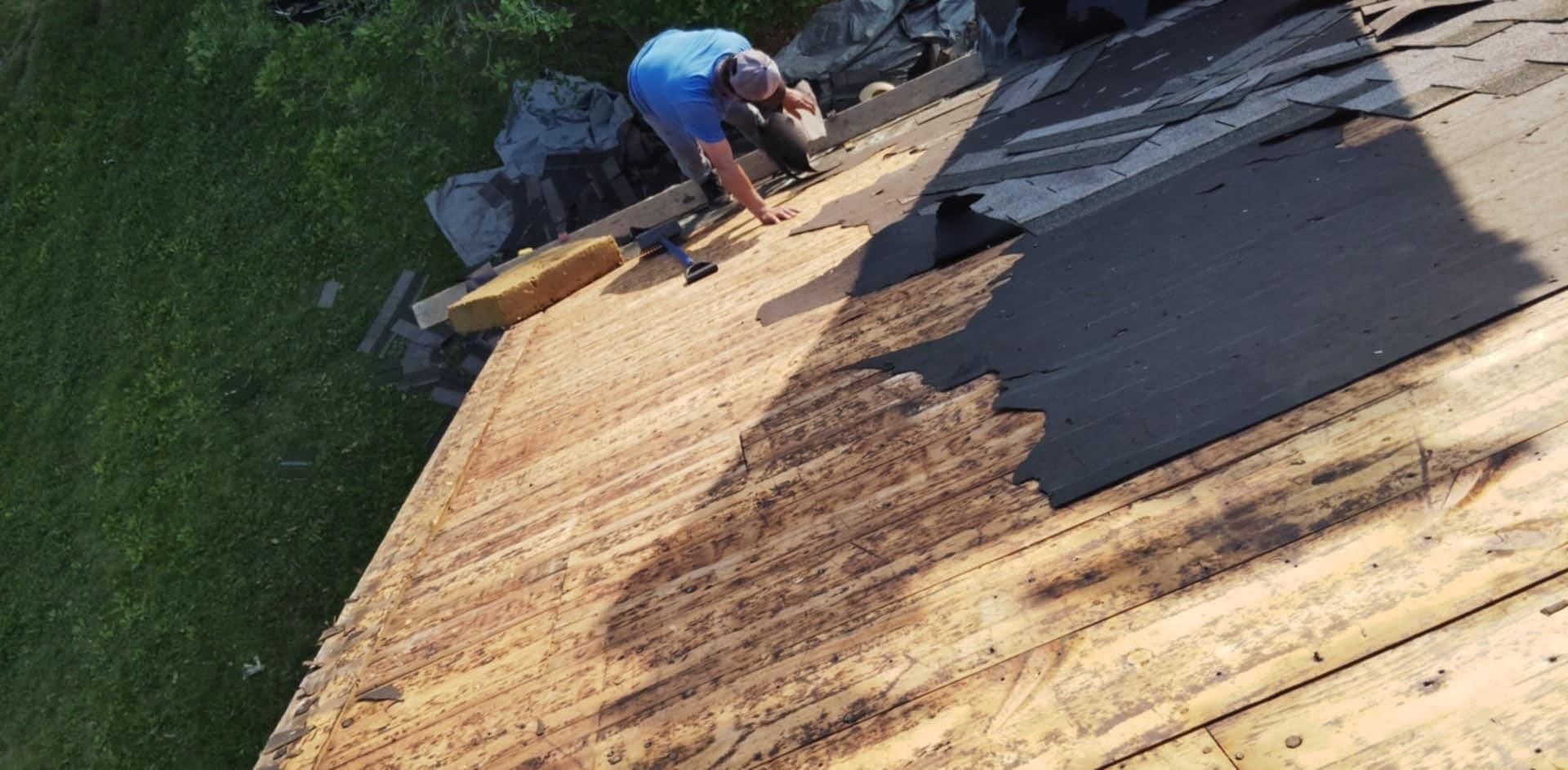  for J&M Roofing & Exteriors in Barberton, OH