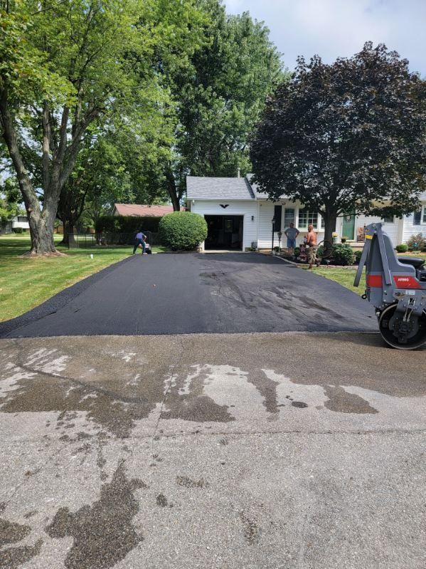  for Smith's Paving and Sealcoating in Rushville, IN