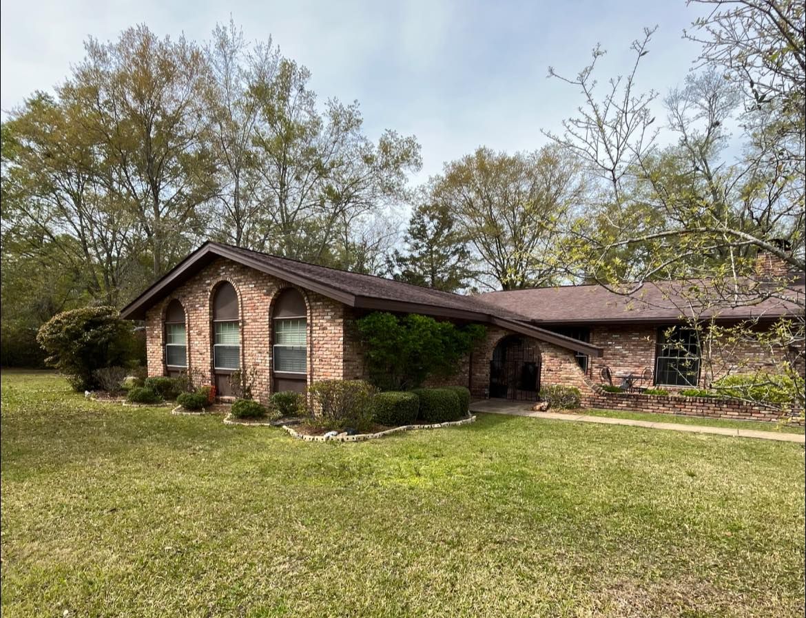  for Landscaping Pros in Hurley, MS
