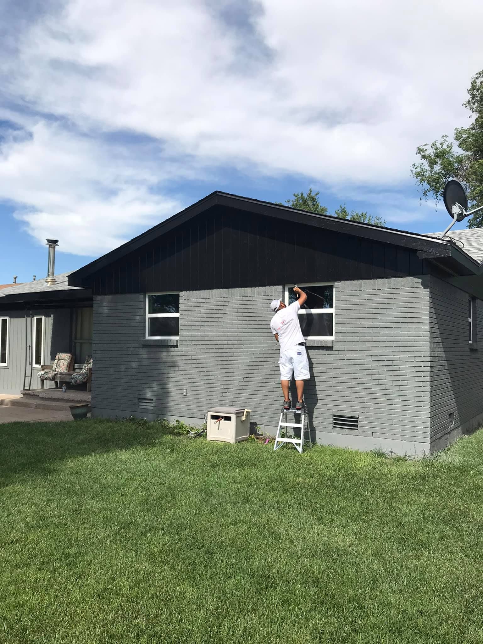 Roofing for Trejo Roofing & Construction in Perryton, TX