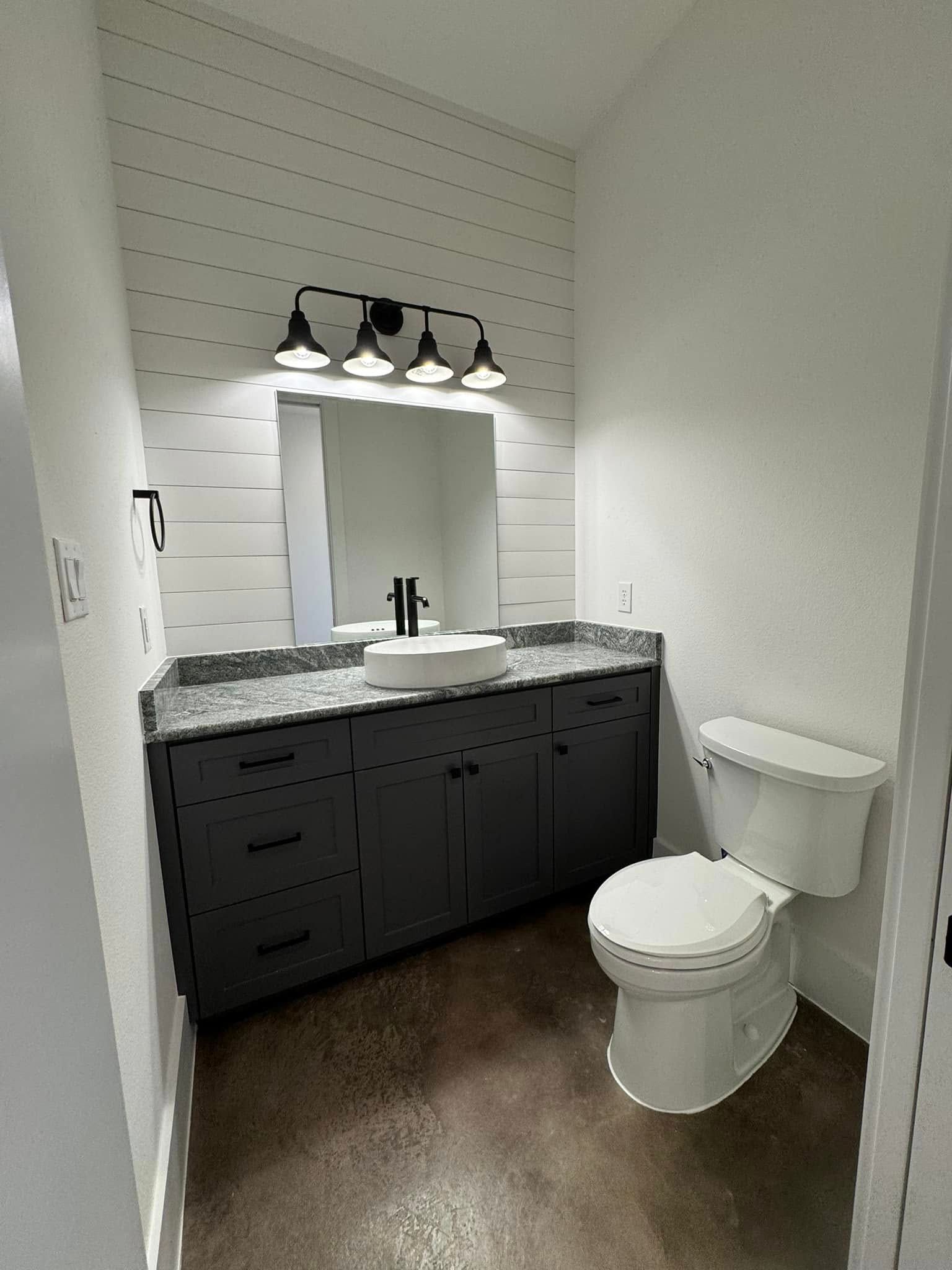 Custom Homes for Tailor Made Custom Homes in Collinsville, TX