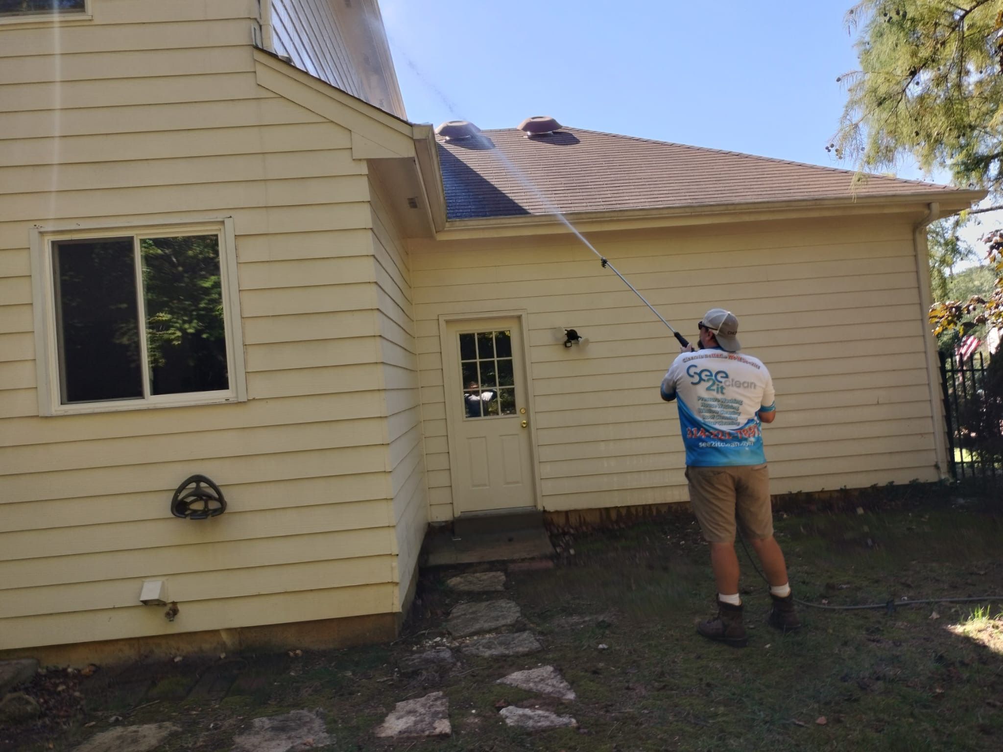  for See2it Clean in St Louis, MO