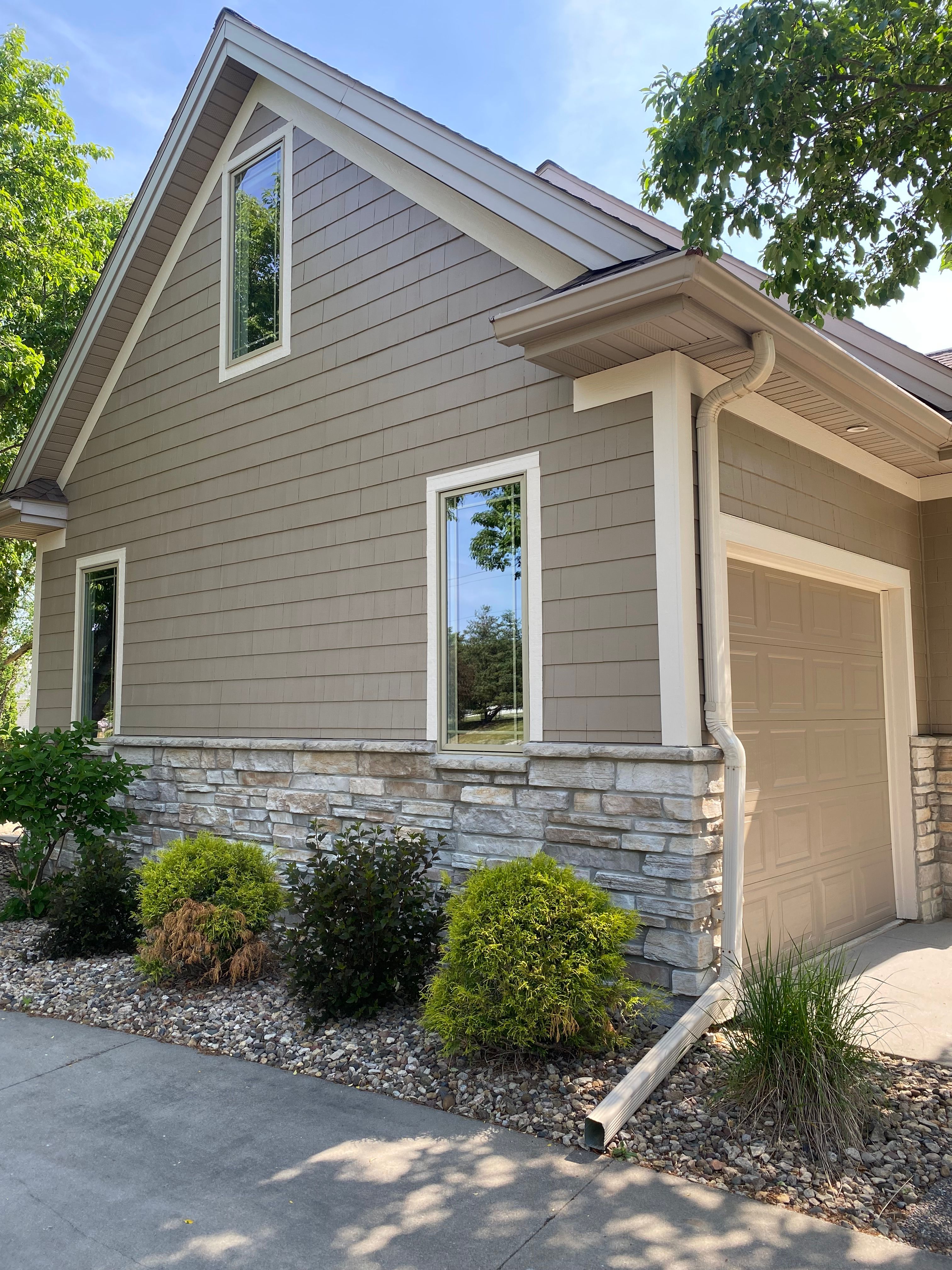  for Hughberts Siding & Painting in Rochester, MN
