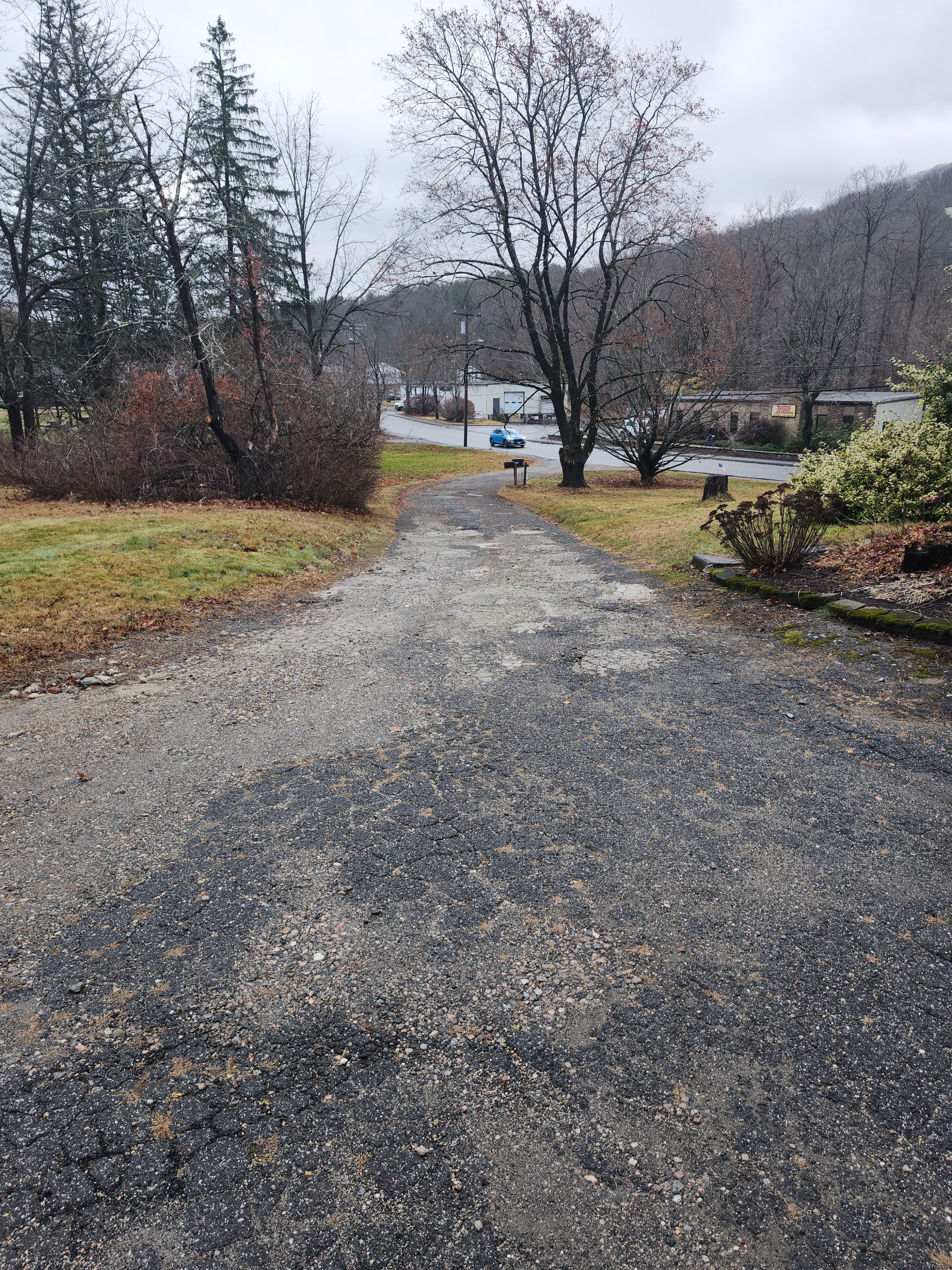 Spring & Fall Cleanups for Landscape Innovations LLC in Torrington, CT