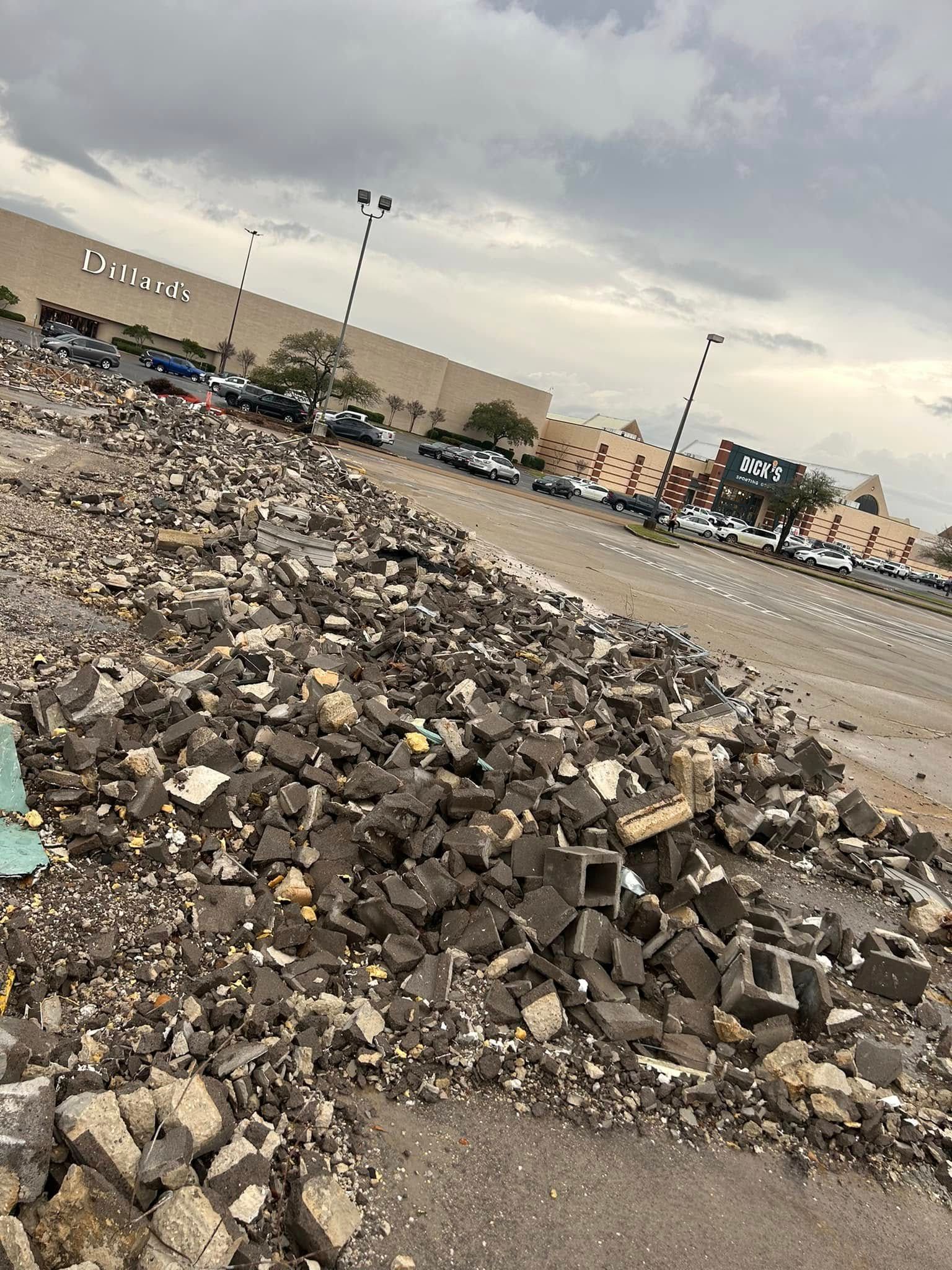  for Daniel's Dumpsters & Land Improvements in Monroe, LA