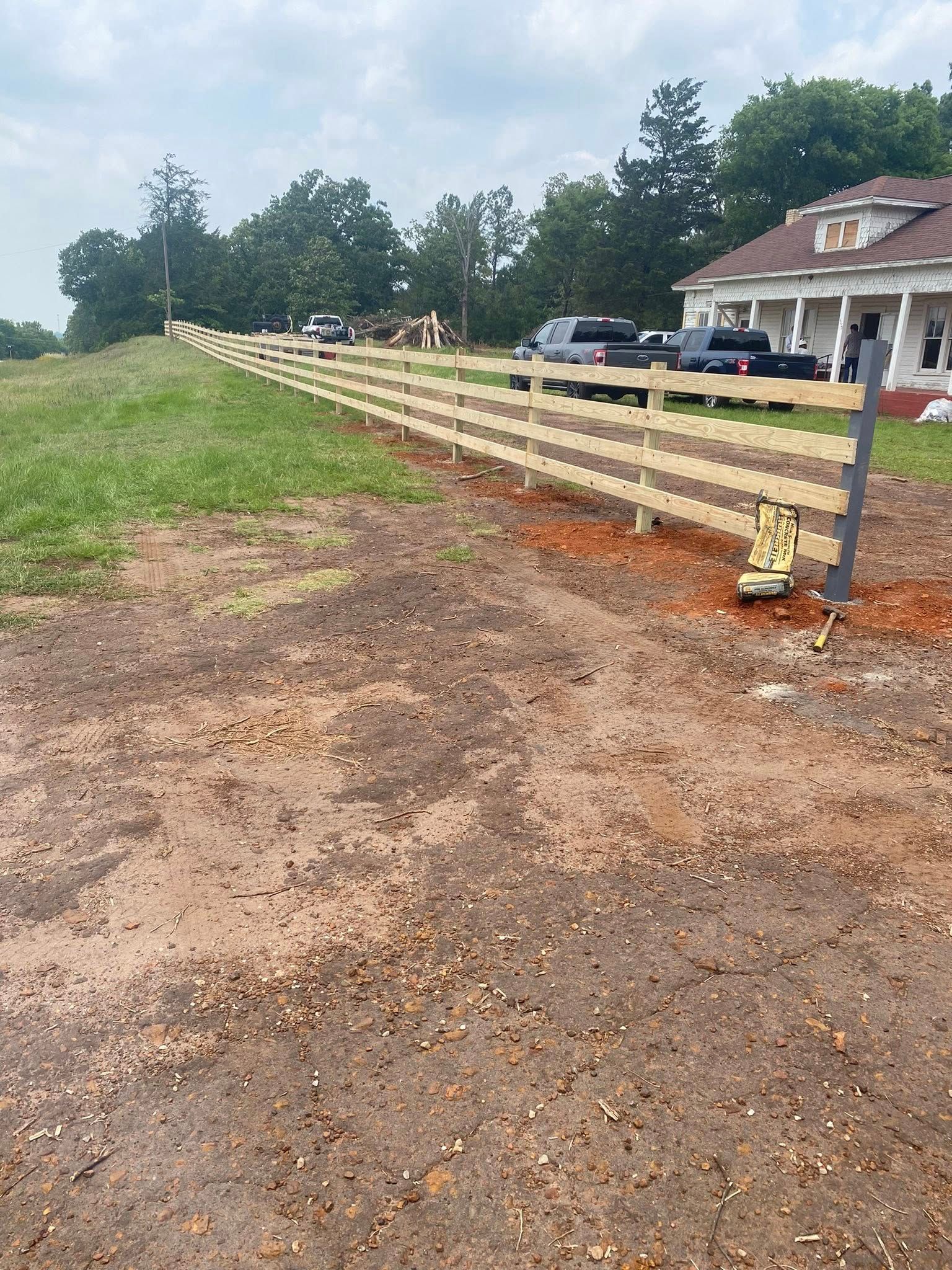 All Photos for Aguilar Fencing and Gates LLC in Longview, Texas
