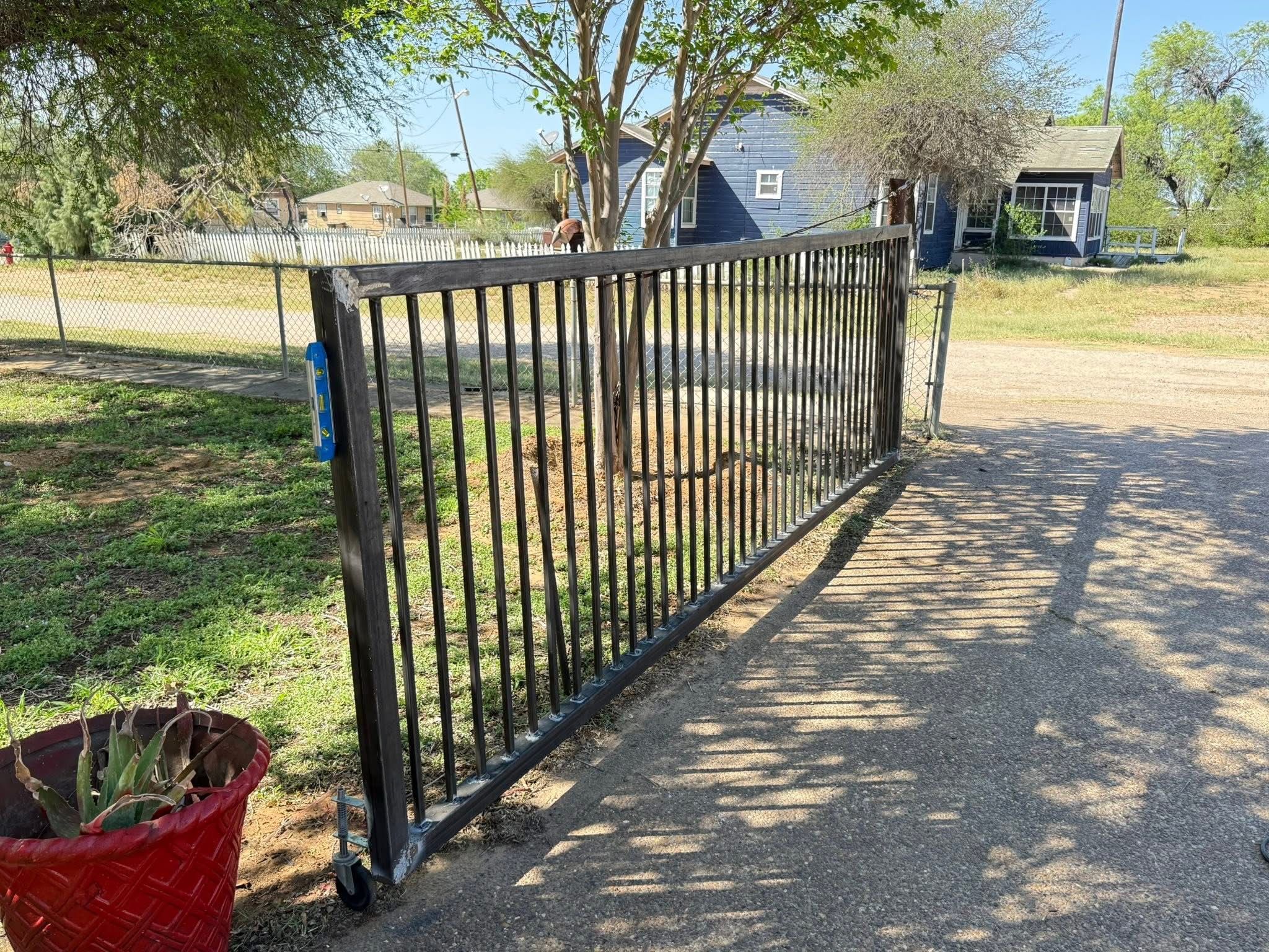  for Everyday Welding Co. in Laredo, TX