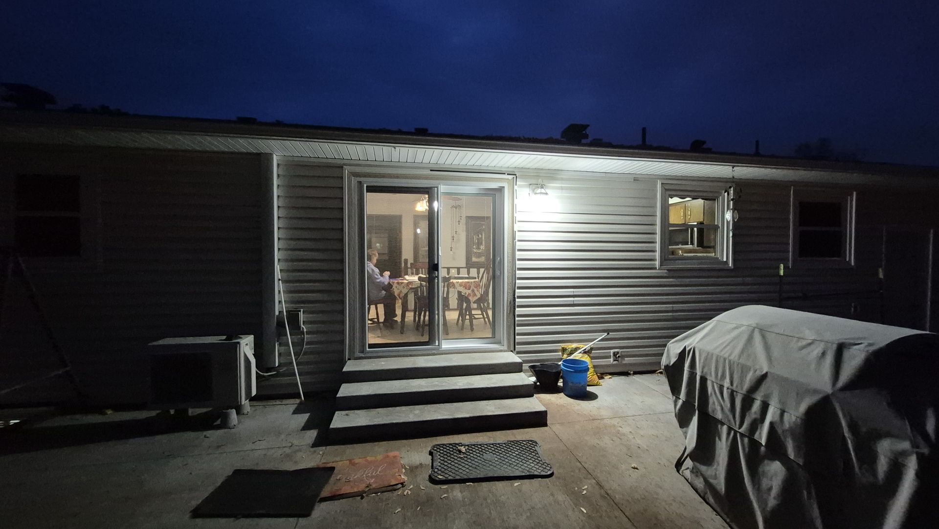  for Vivid Windows in Hurricane, UT