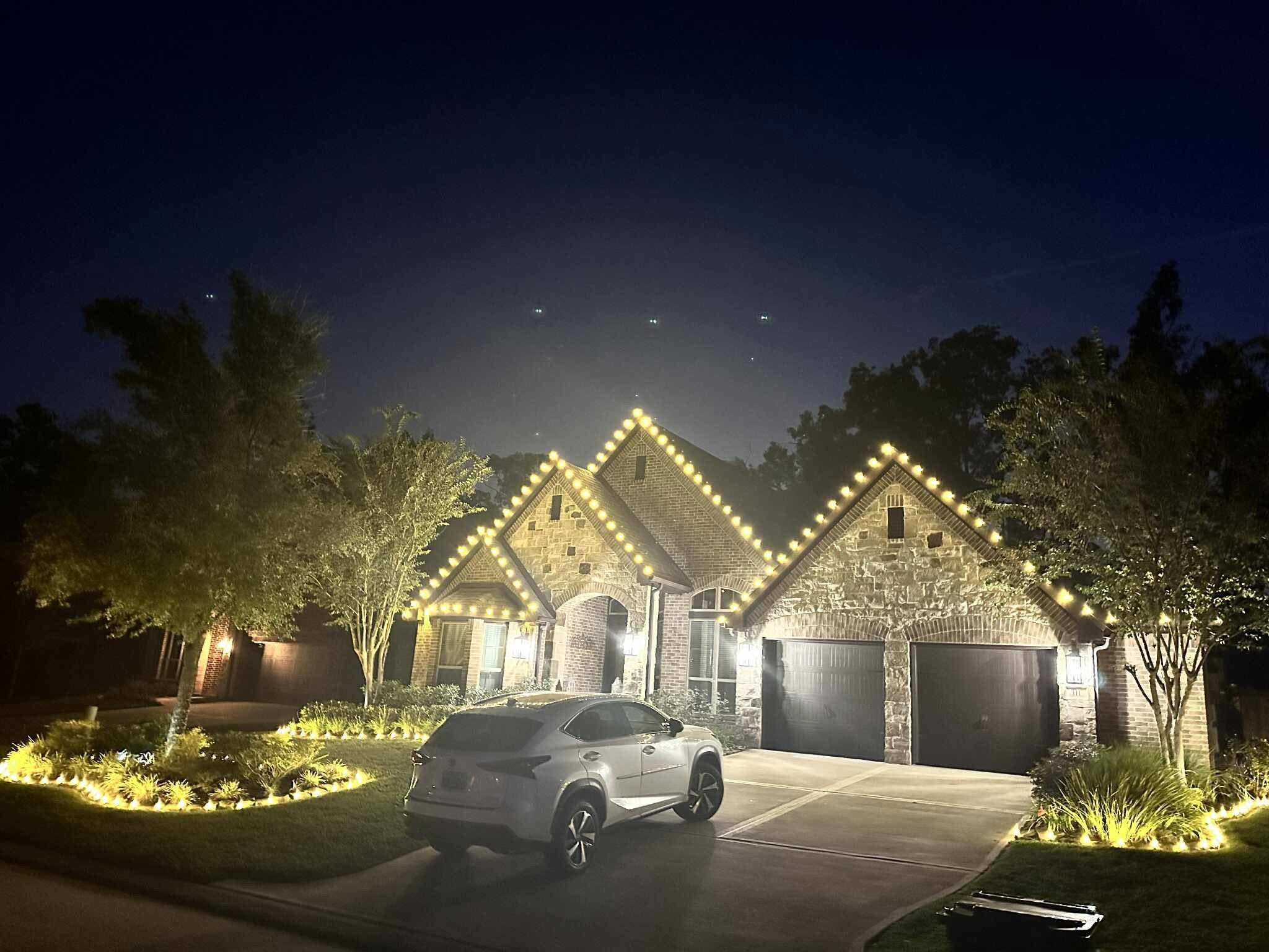  for Amazing Christmas Lights in Magnolia, TX