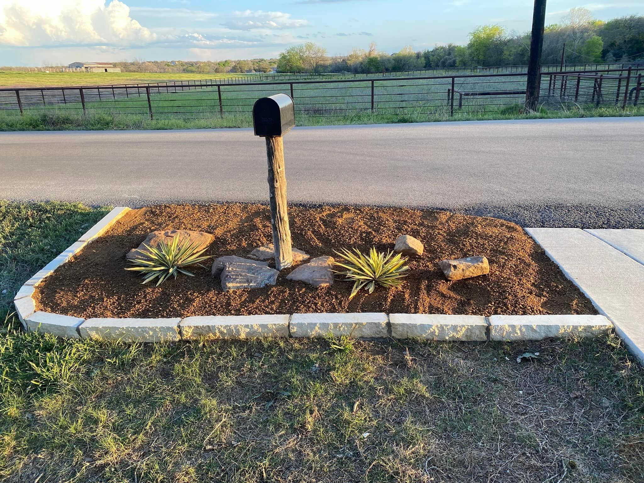 Custom Design for L & L Yard Services in Weatherford,  TX