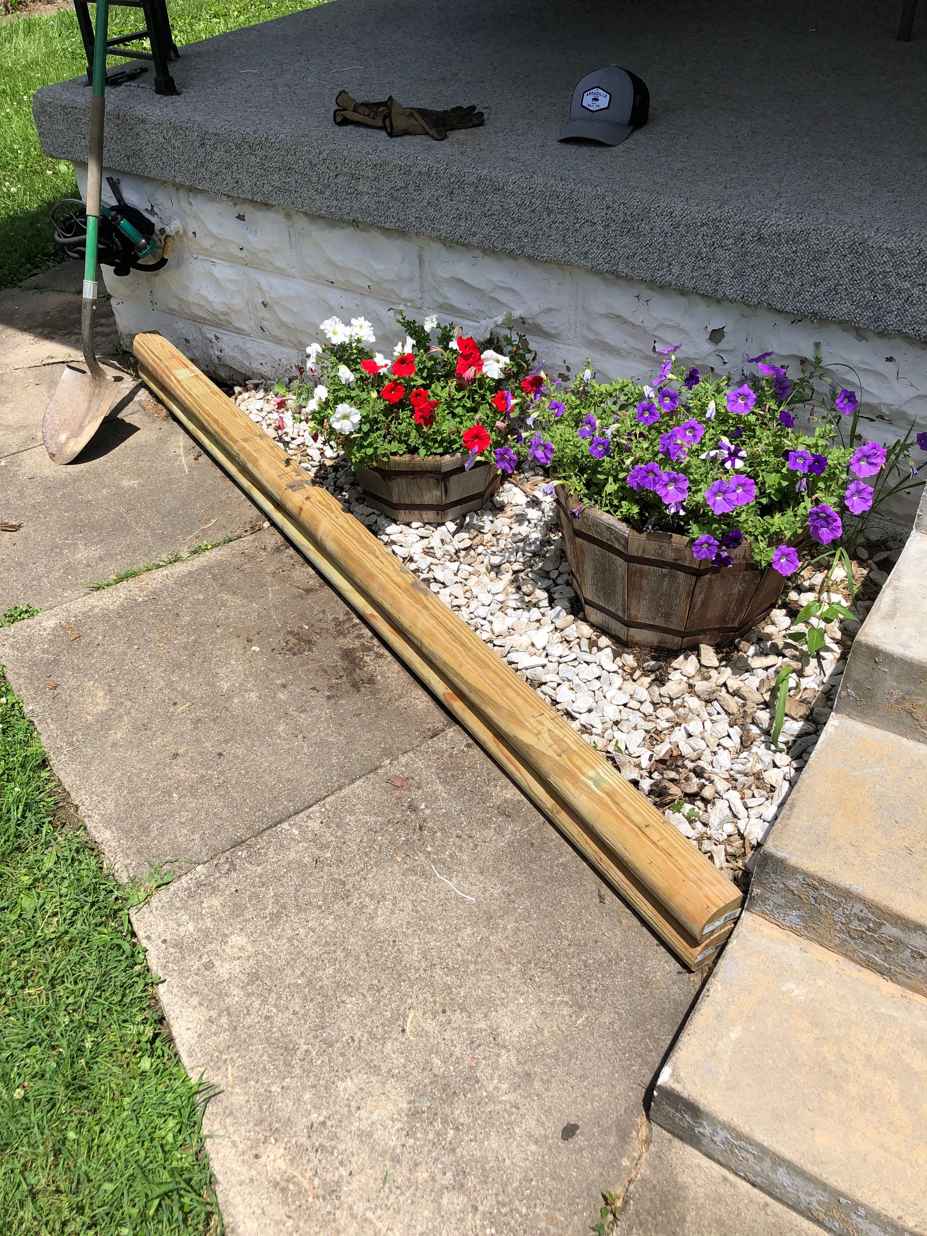 Landscaping for EverReady Lawn Co. LLC in Charlestown, IN