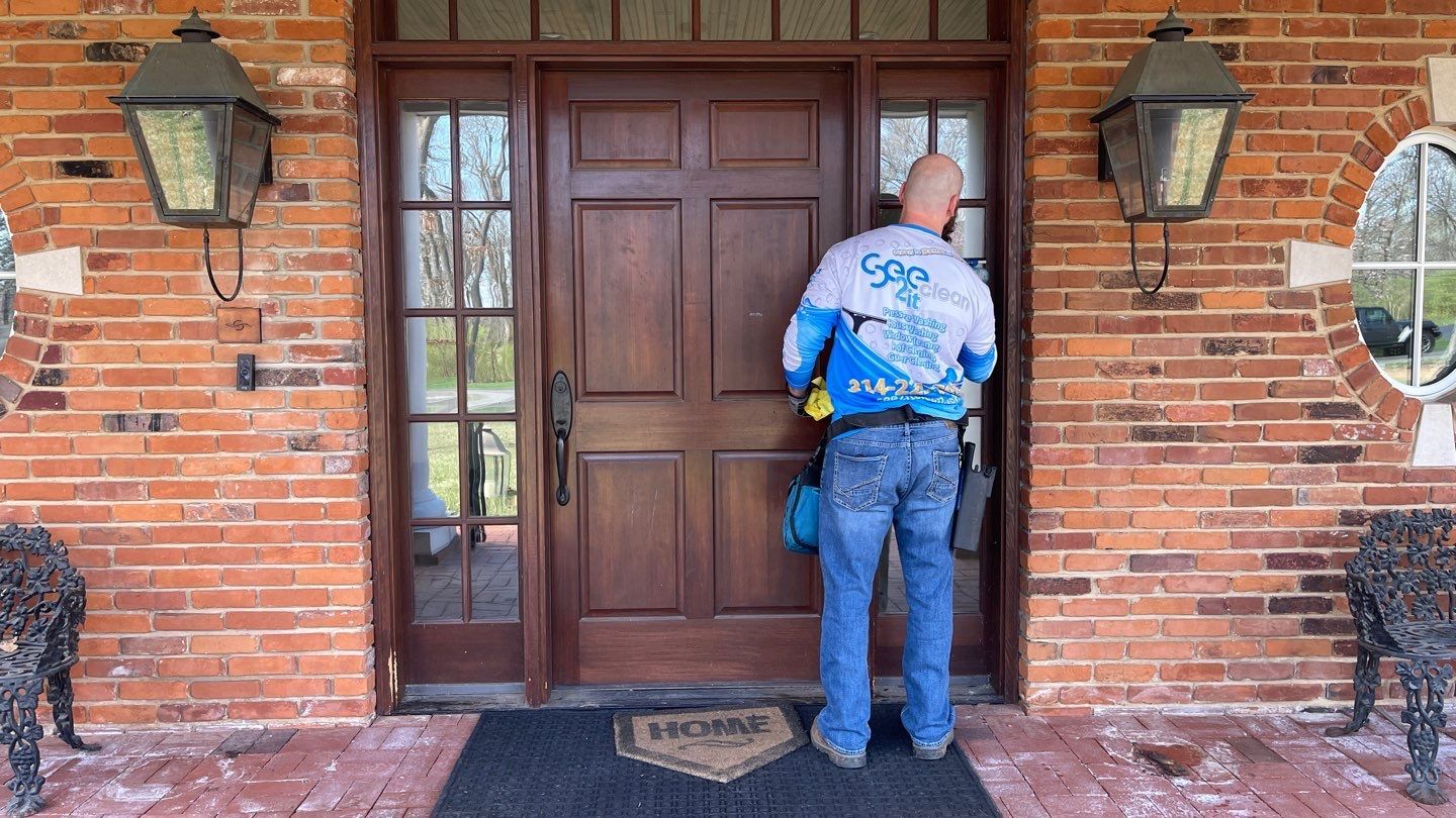  for See2it Clean in St Louis, MO