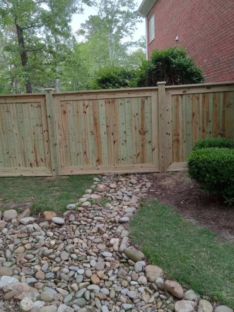  for JB Nealy Fence in Elgin, SC