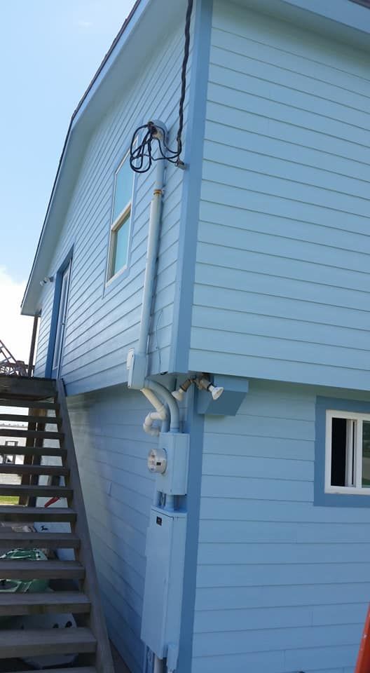 Exterior Painting for Aguilar Paint & Construction in El Campo, TX