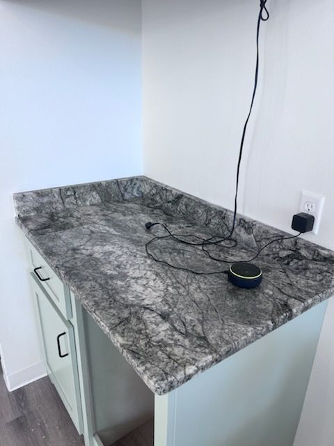  for Omega Granite LLC in Ravenna, TX