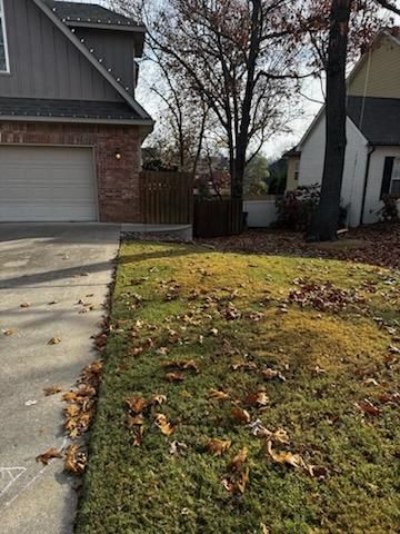  for Pureleaf Lawncare LLC in Springdale, AR