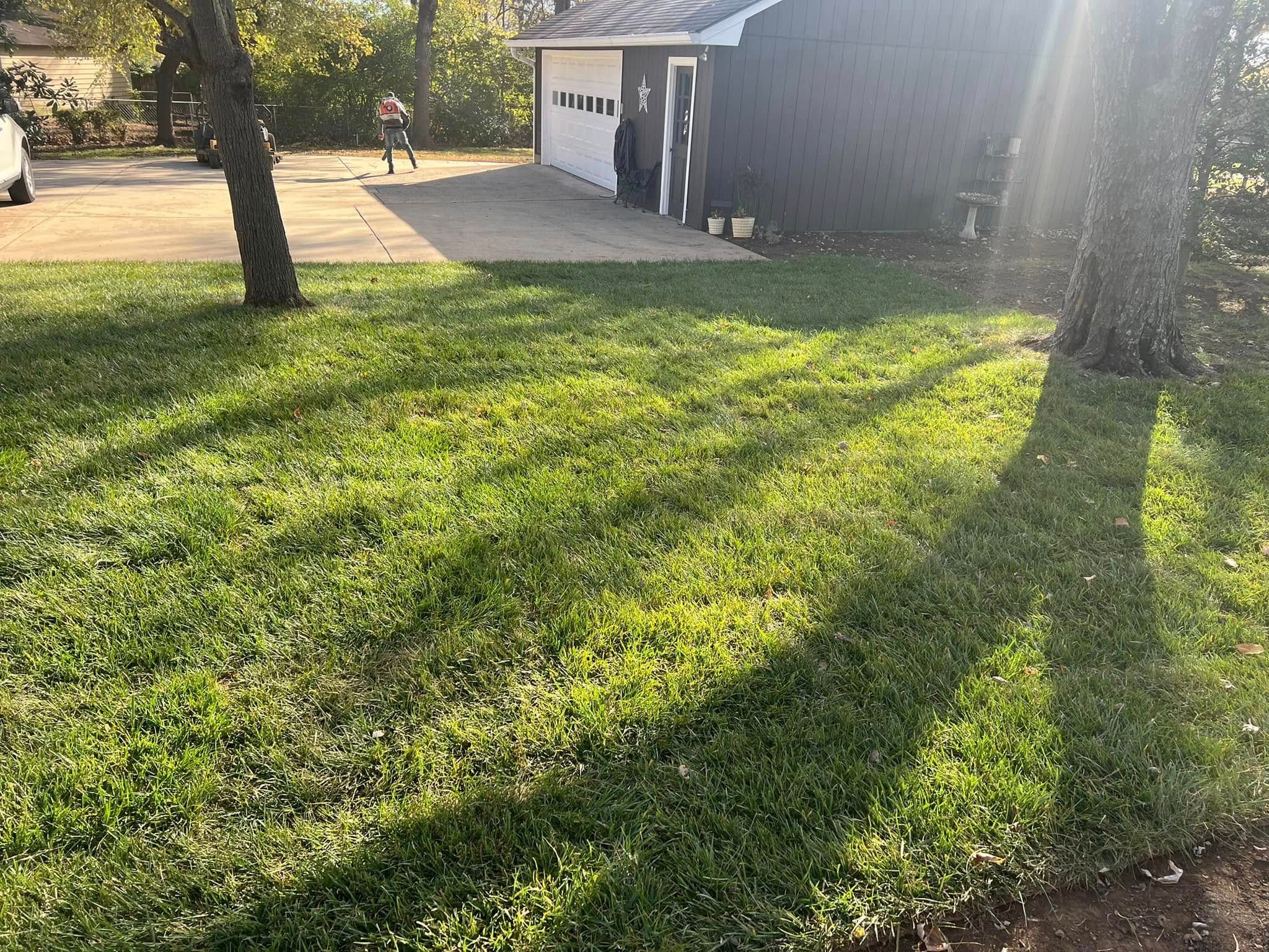 All Photos for Elrod’s Lawn Care and Landscape in Portland, TN