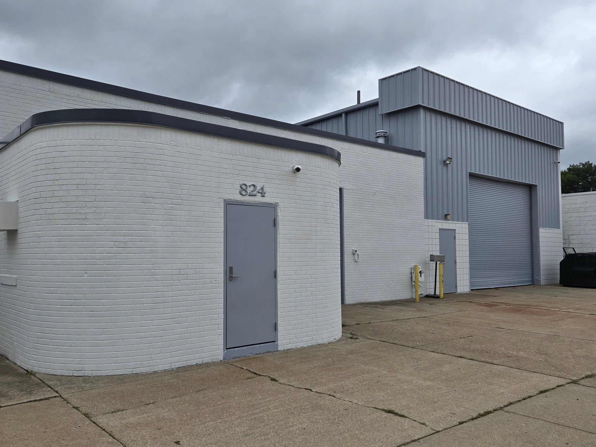 for Rolling Magic Paints in Washington Township, MI