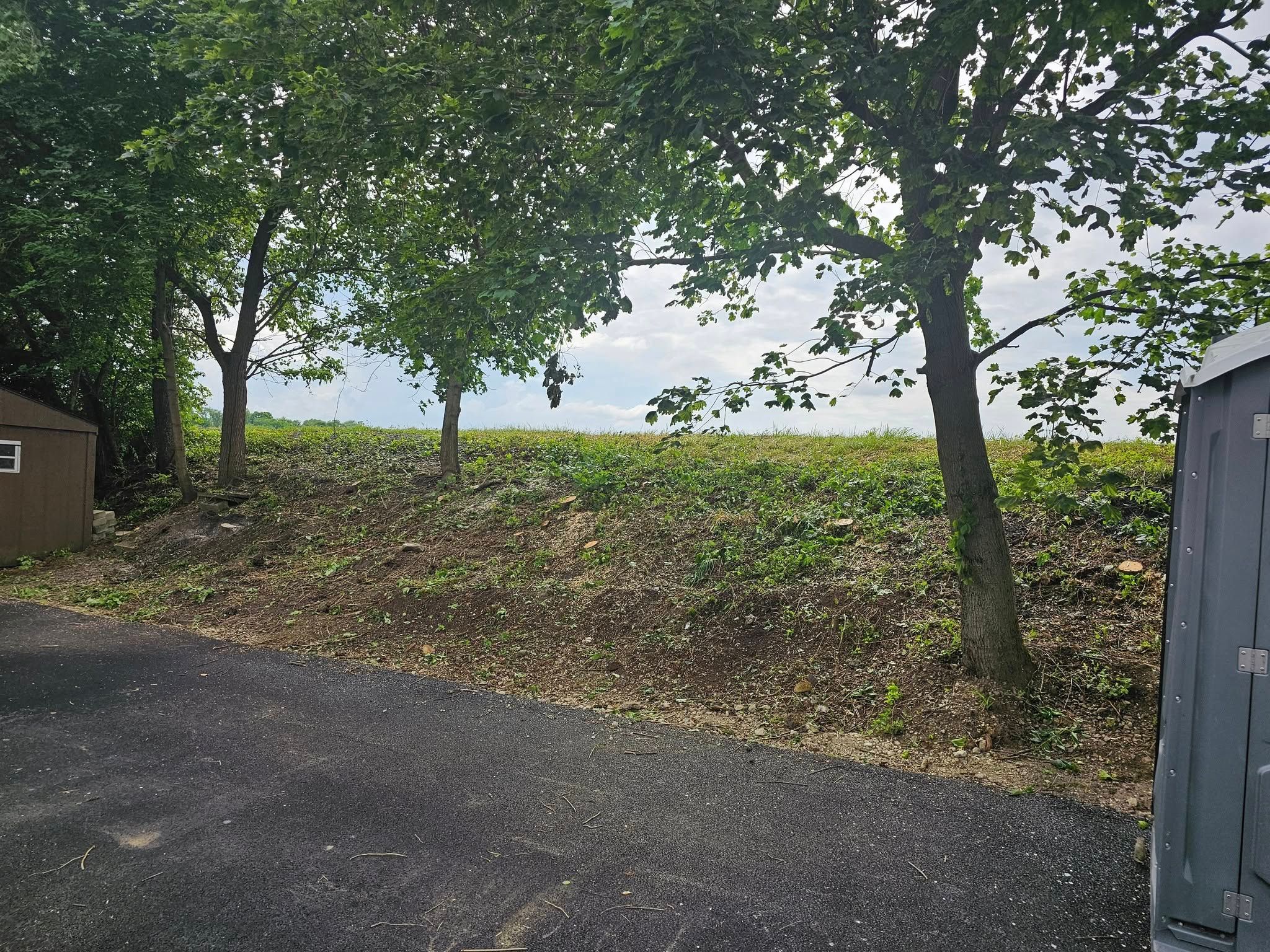  for I and R Stump Grinding in Thornville, OH