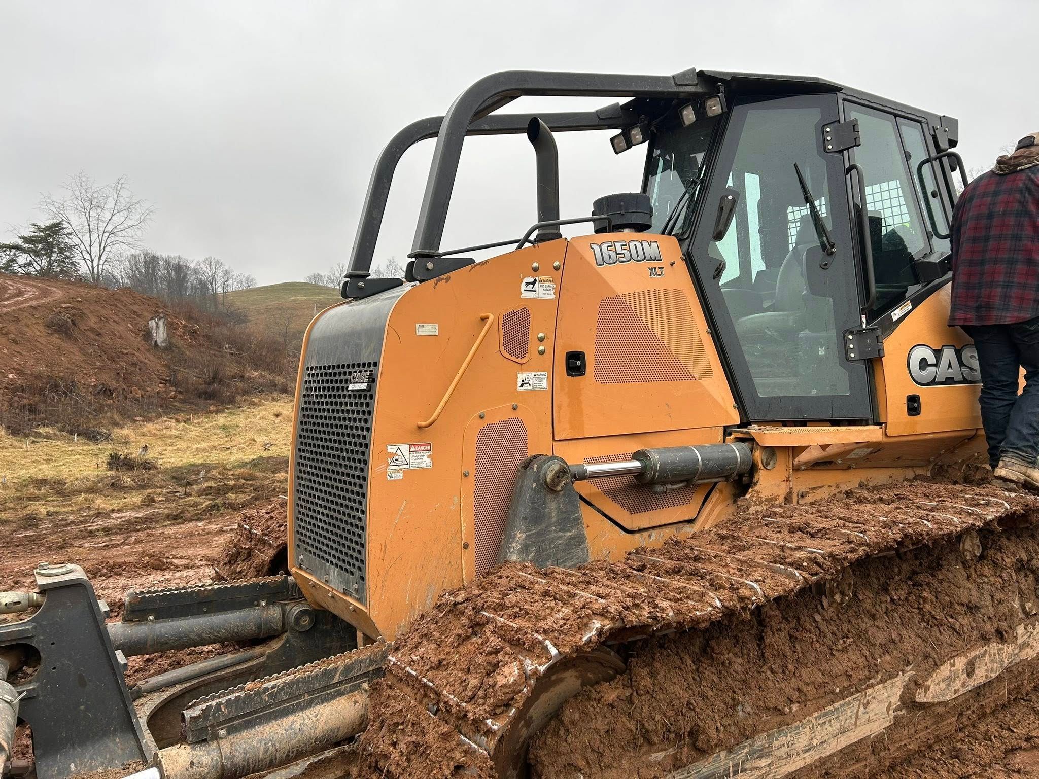 Tree Services for KJ’s Tree Service & More LLC in Fraziers Bottom, WV