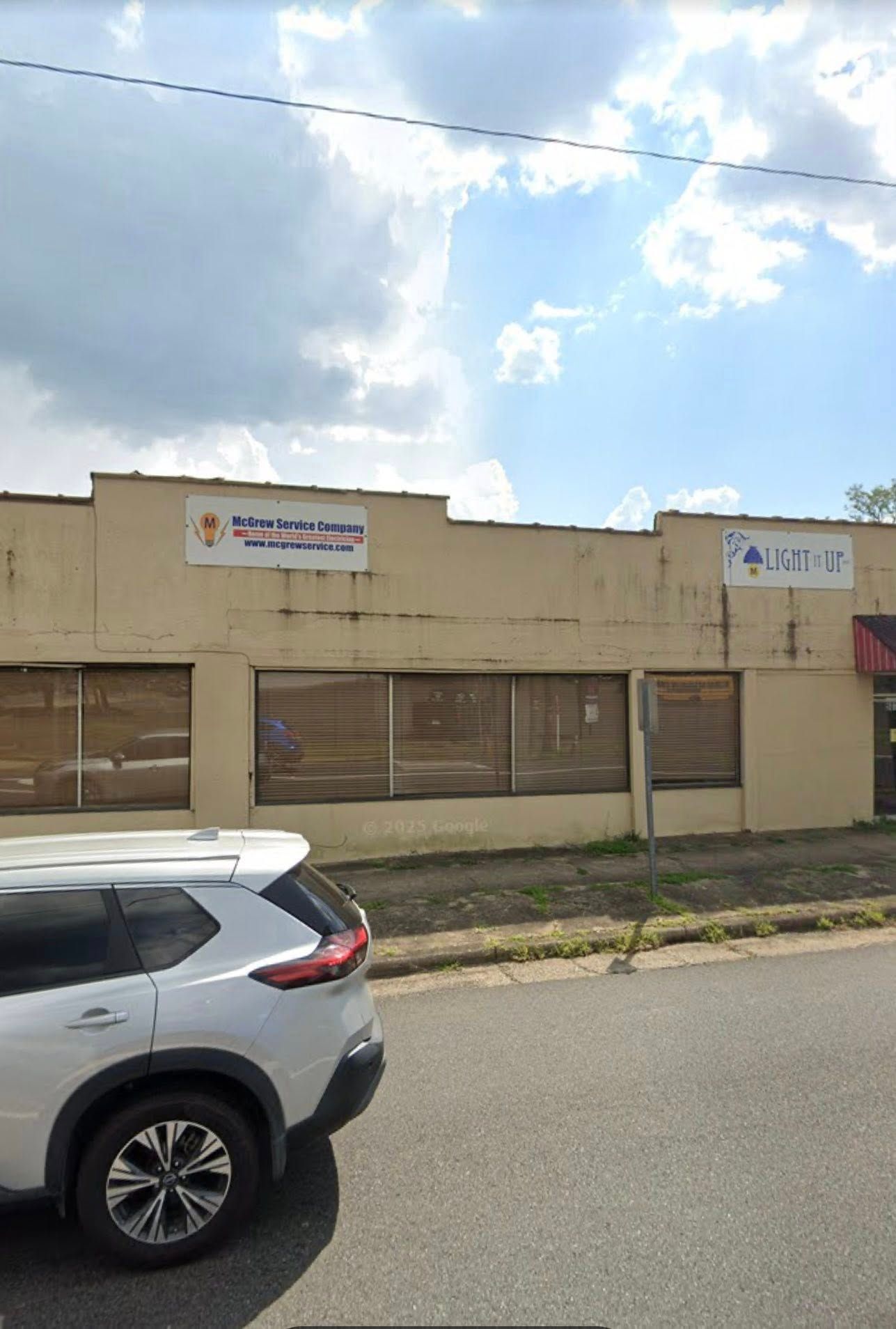  for Well Hung Windows & More in Hot Springs, AR