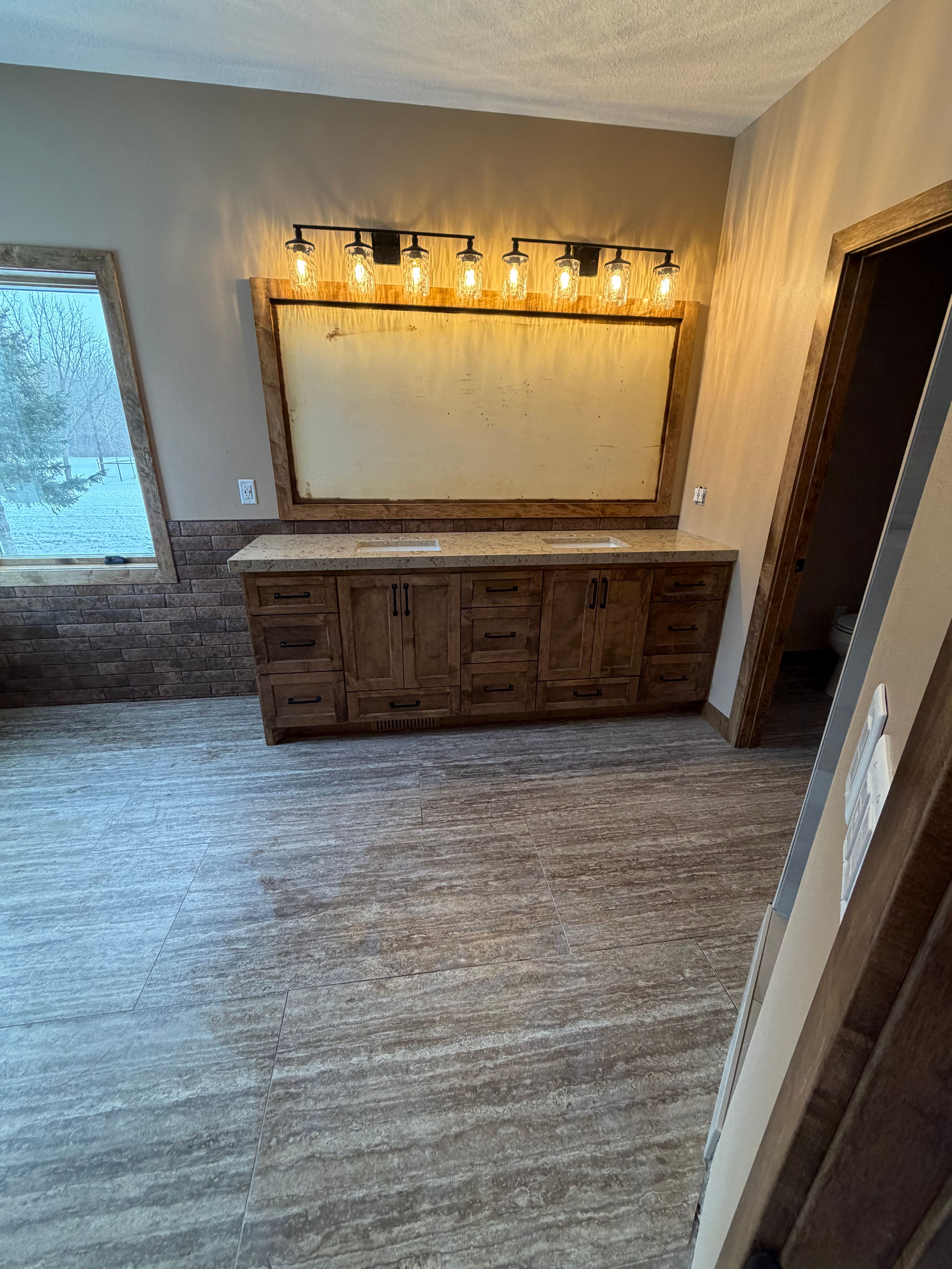  for R. Royal Floors in Royalton, MN