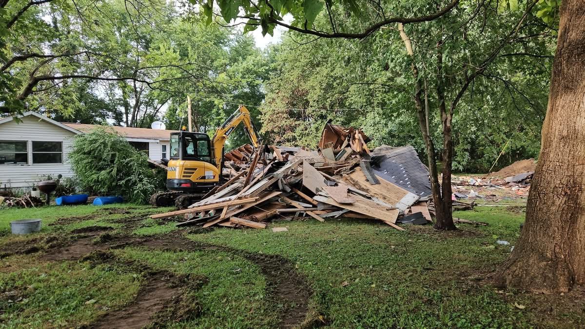  for R&C Construction/Lawn Care Services in Bertrand, MO