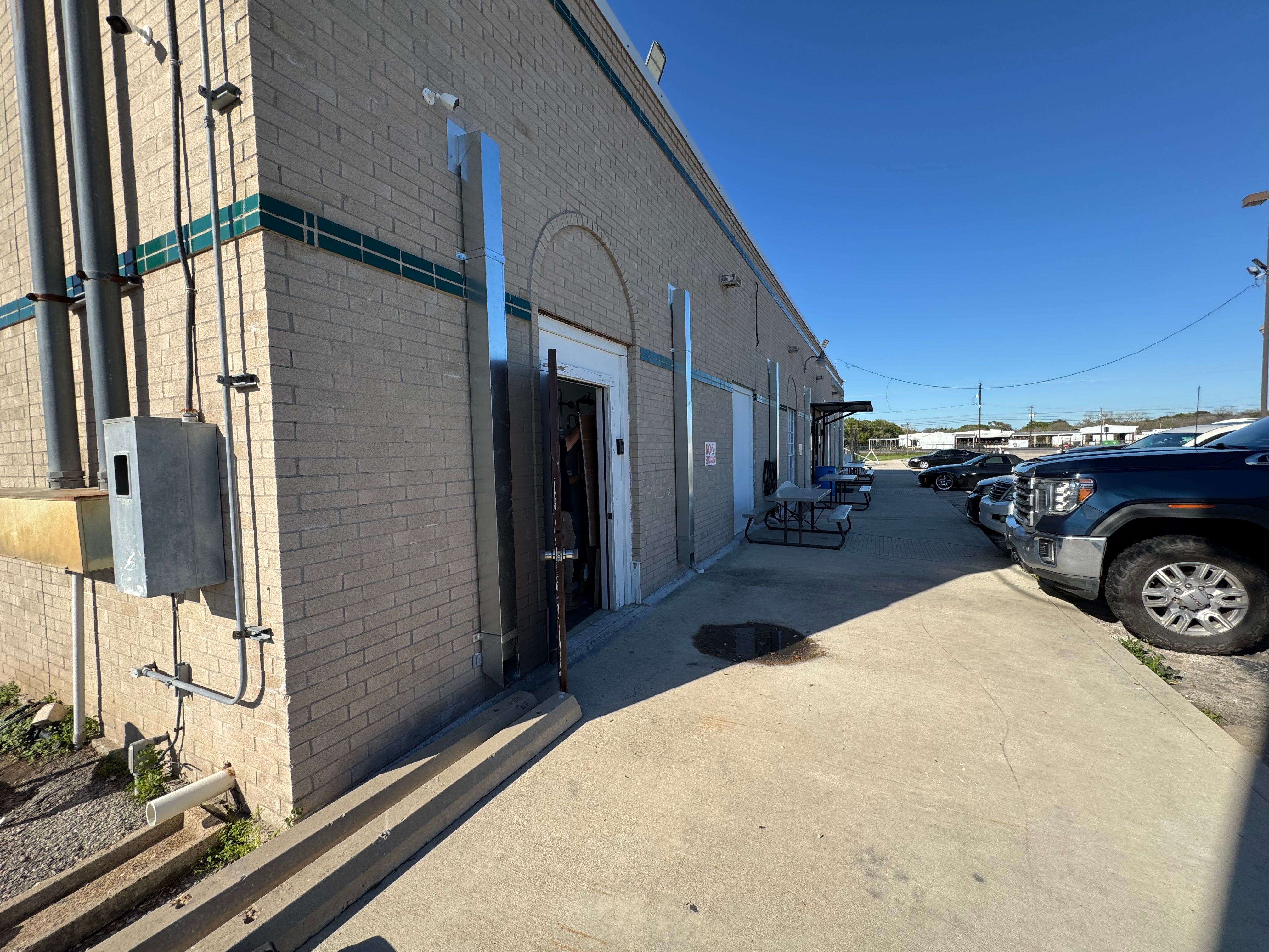  for Alfreds Sheet Metal & Roofing in Houston, TX