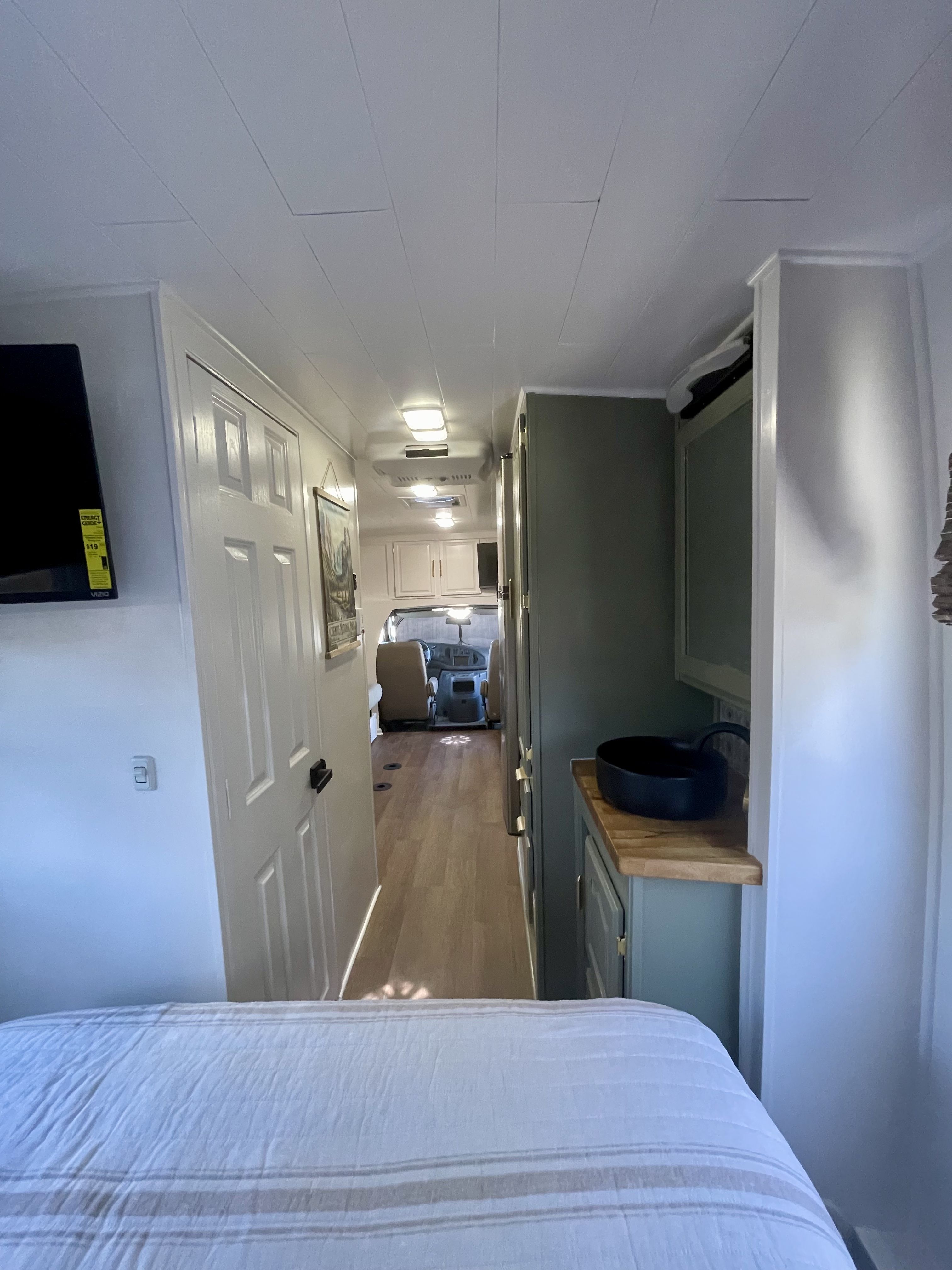 2003 Forest River Lexington Class B+ for Mauka to Makai RV Renovations in Los Angeles, CA