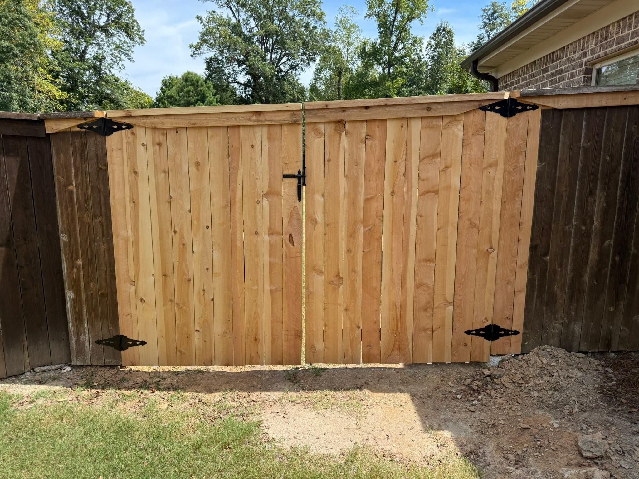  for Manning Fence, LLC in Hernando, MS