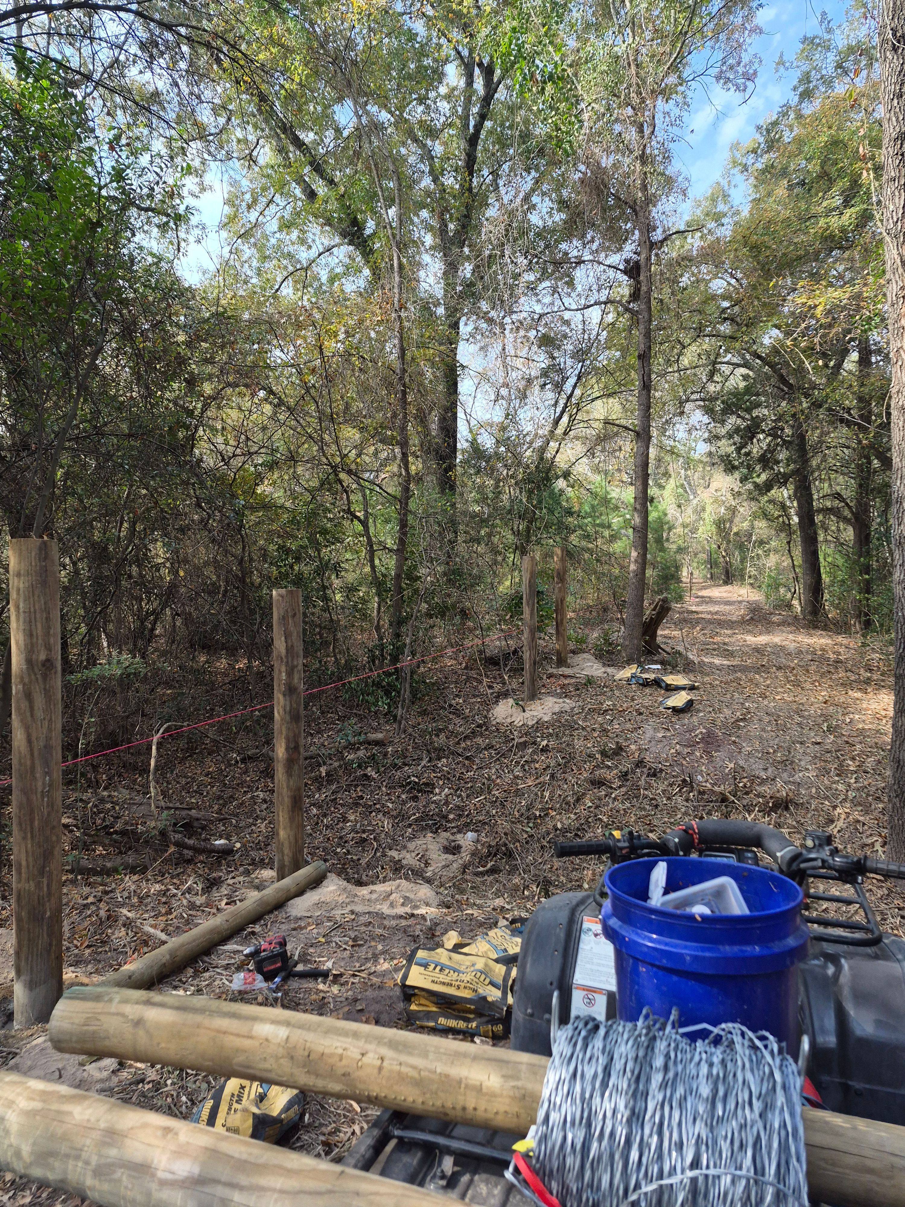  for JR Fences in Dallas, TX