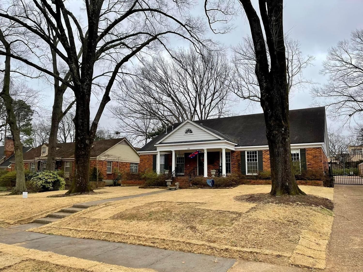 Residential Landscaping for Emory's Garden Landscape Emporium in Memphis,  TN