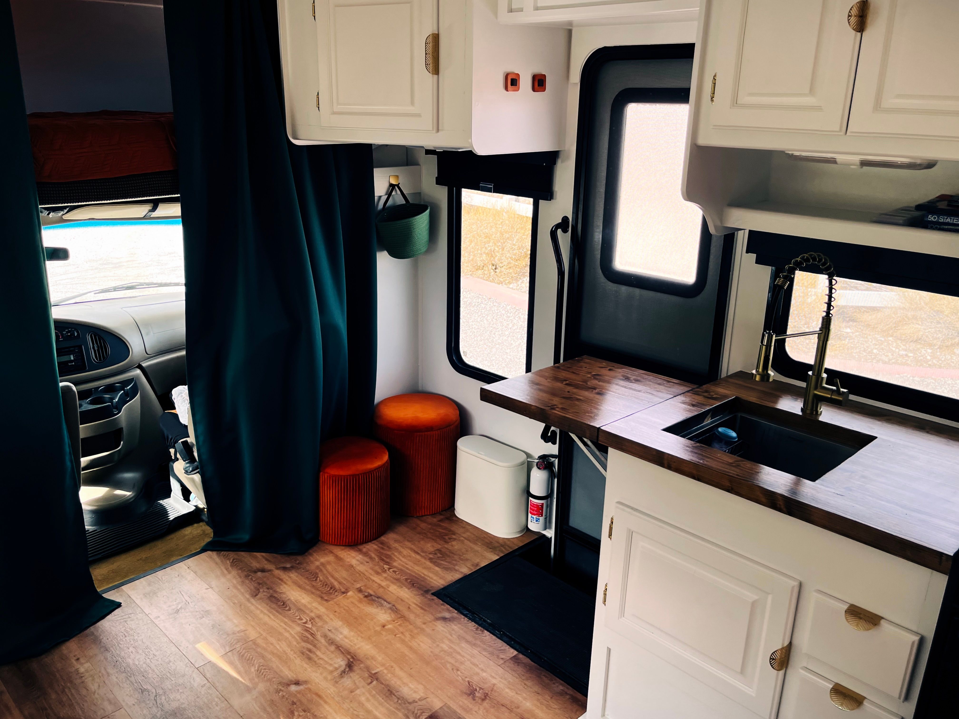 2006 Coachmen Freelander Class C for Mauka to Makai RV Renovations in Los Angeles, CA
